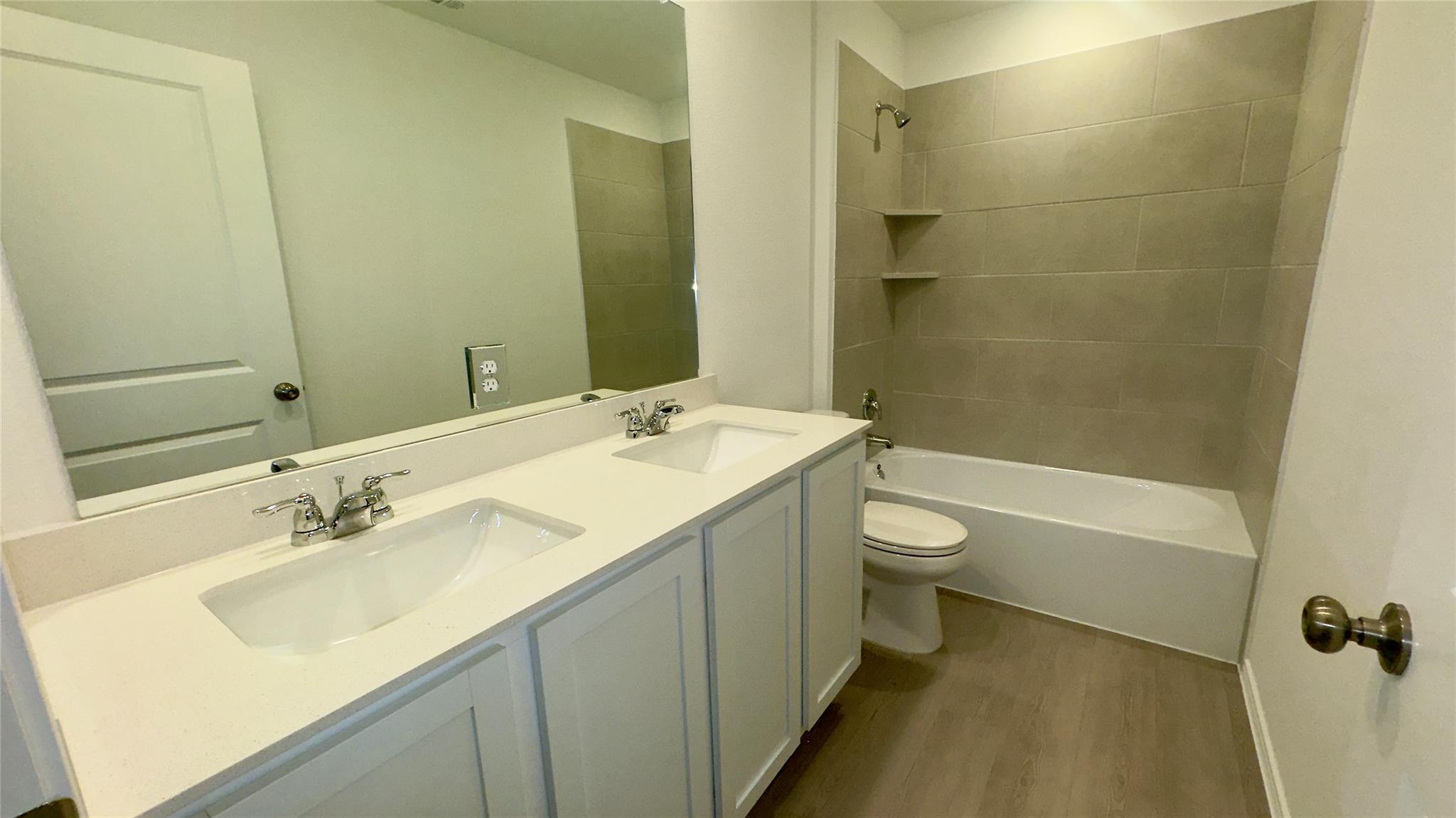 1541 Boggy Creek Ranch Rd Property Photo 23