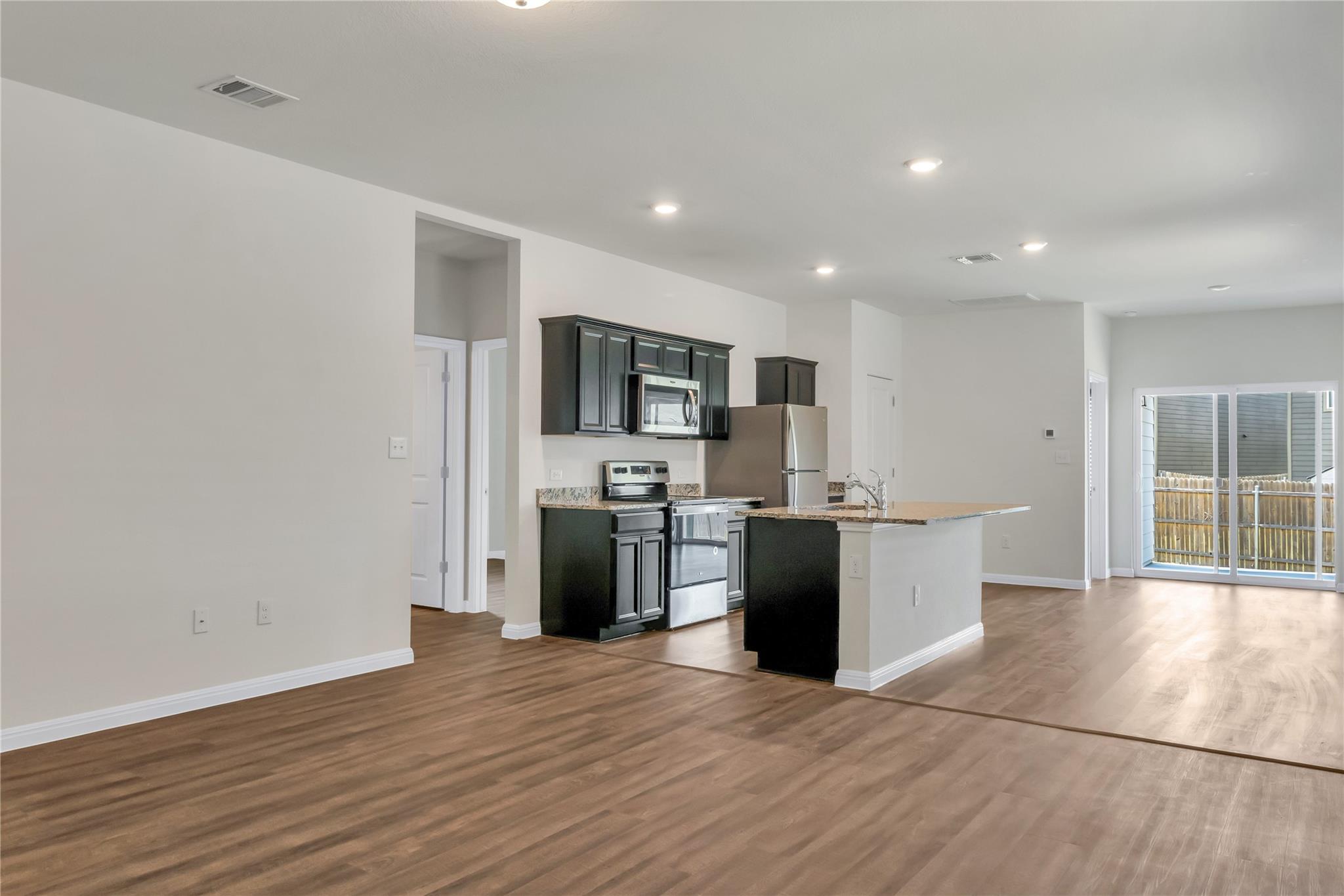 360 Bell Rings Dr Property Photo 5