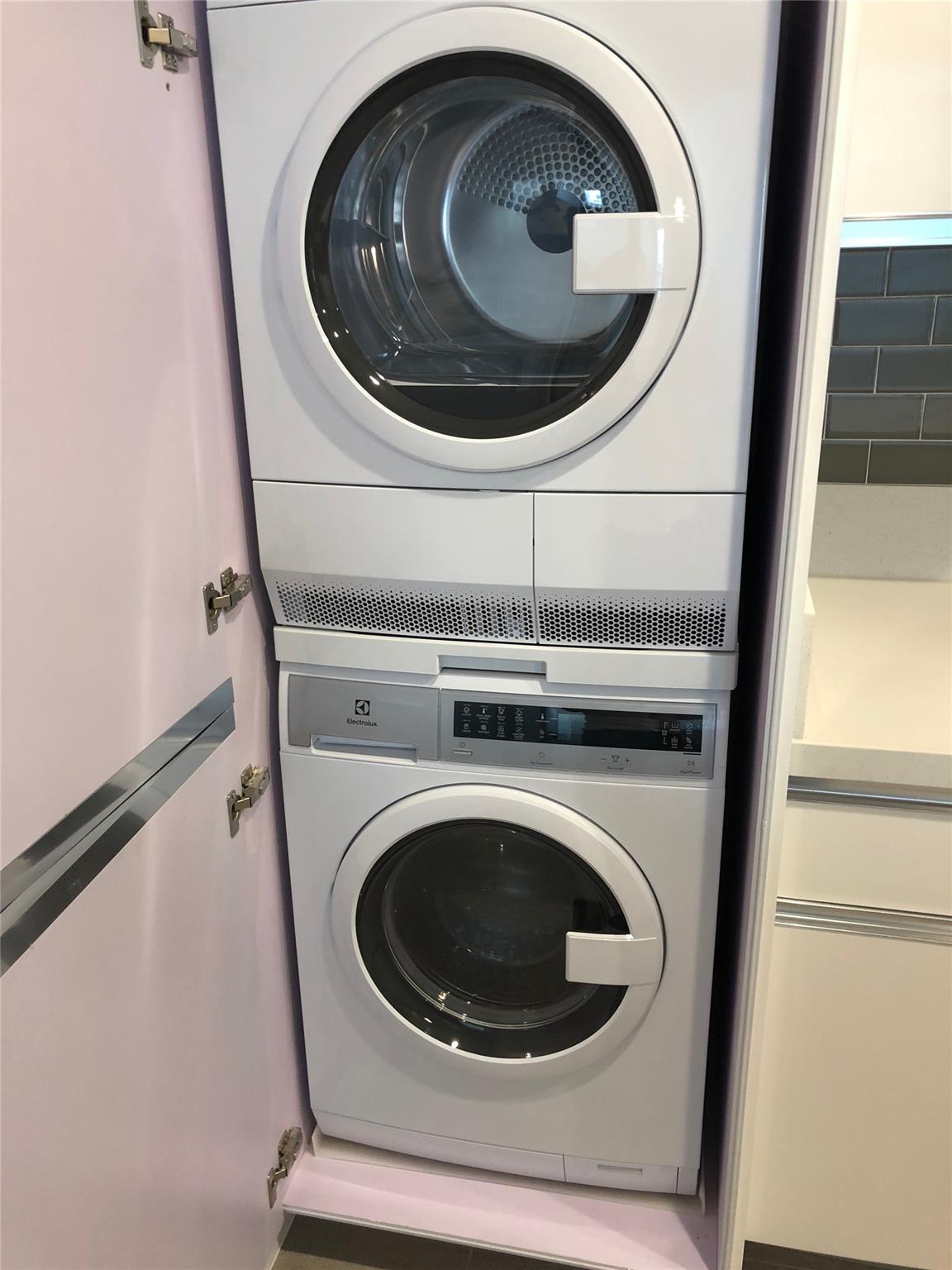 3110 Red River St #c-402 Property Photo 21