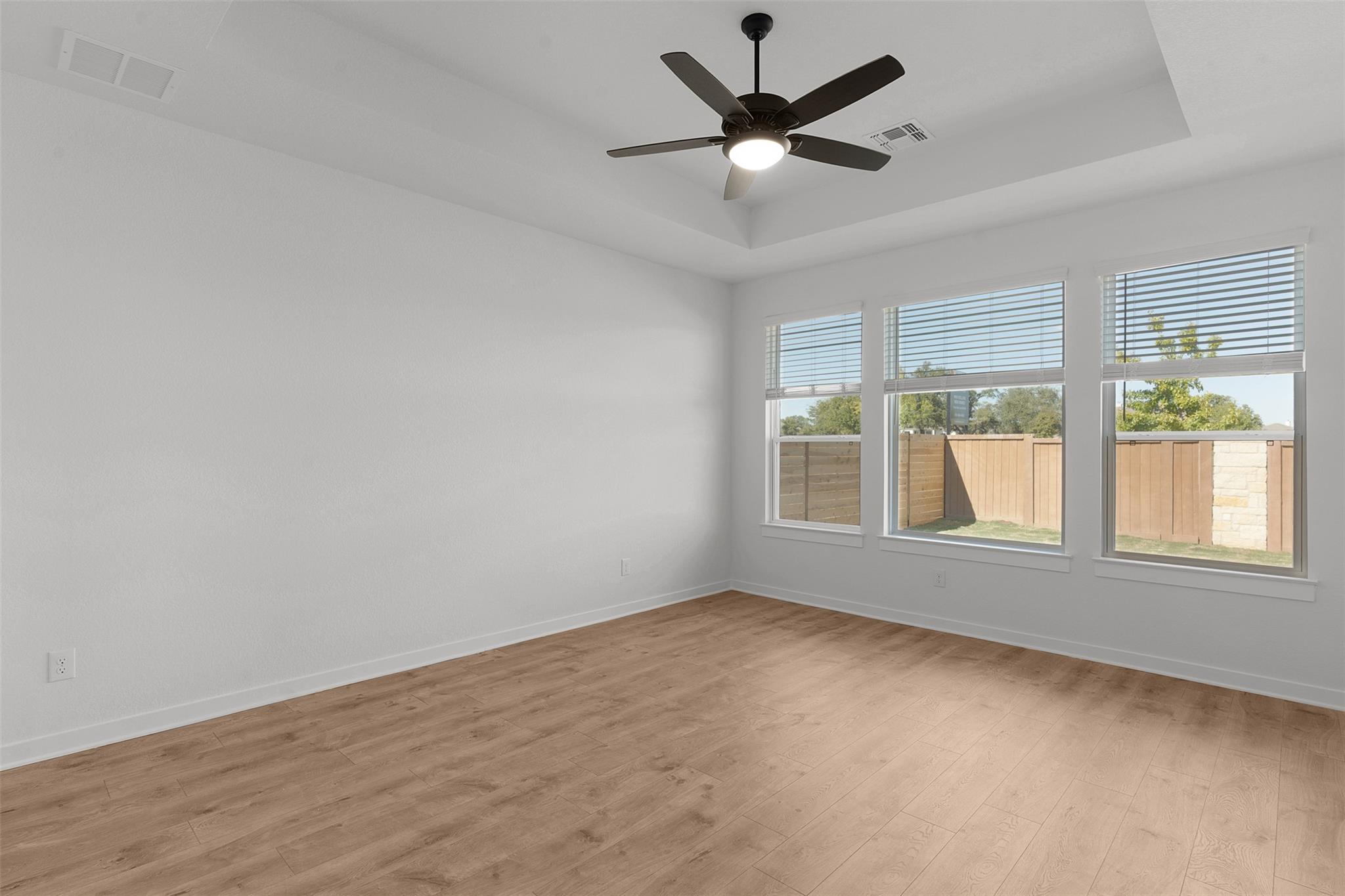 328 Ridgewell Loop Property Photo 17