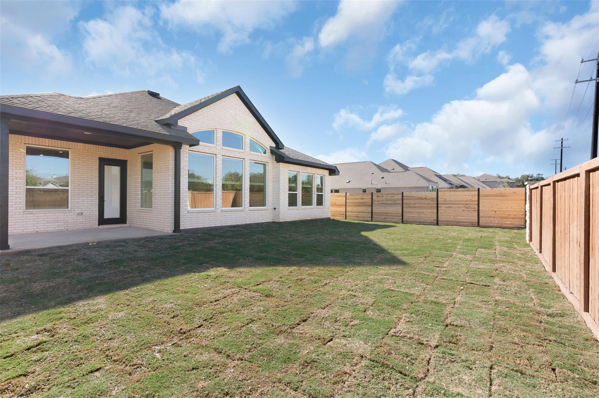 328 Ridgewell Loop Property Photo 21