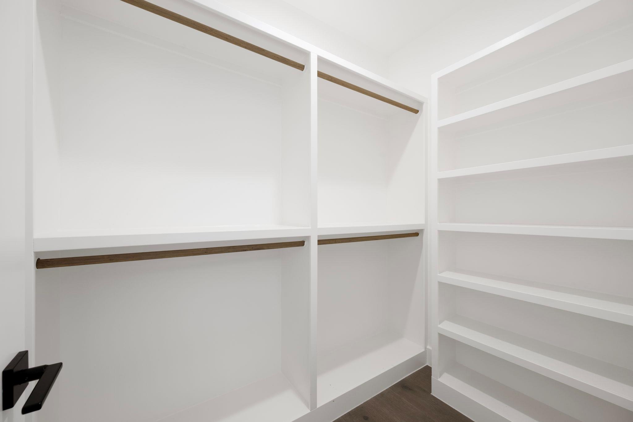 1204 W 51st St #2 Property Photo 31