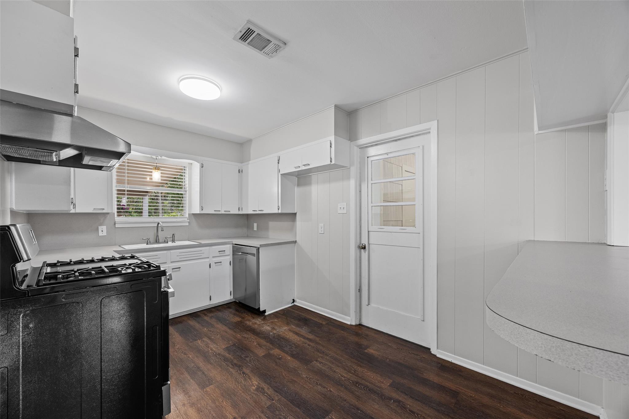 3108 Clawson Rd Property Photo 5