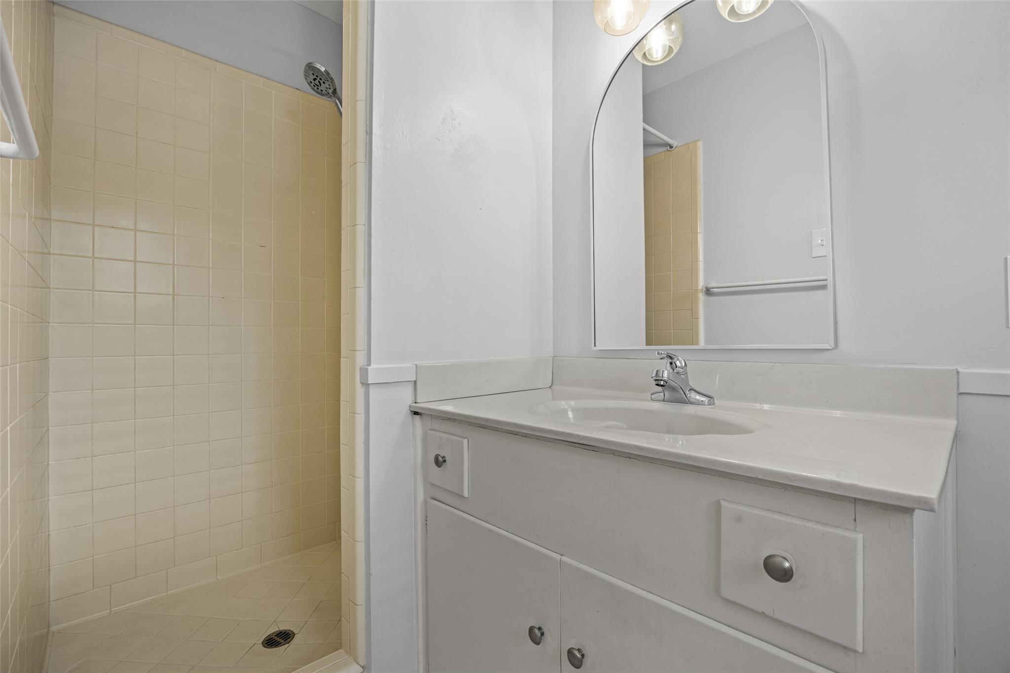 3108 Clawson Rd Property Photo 14