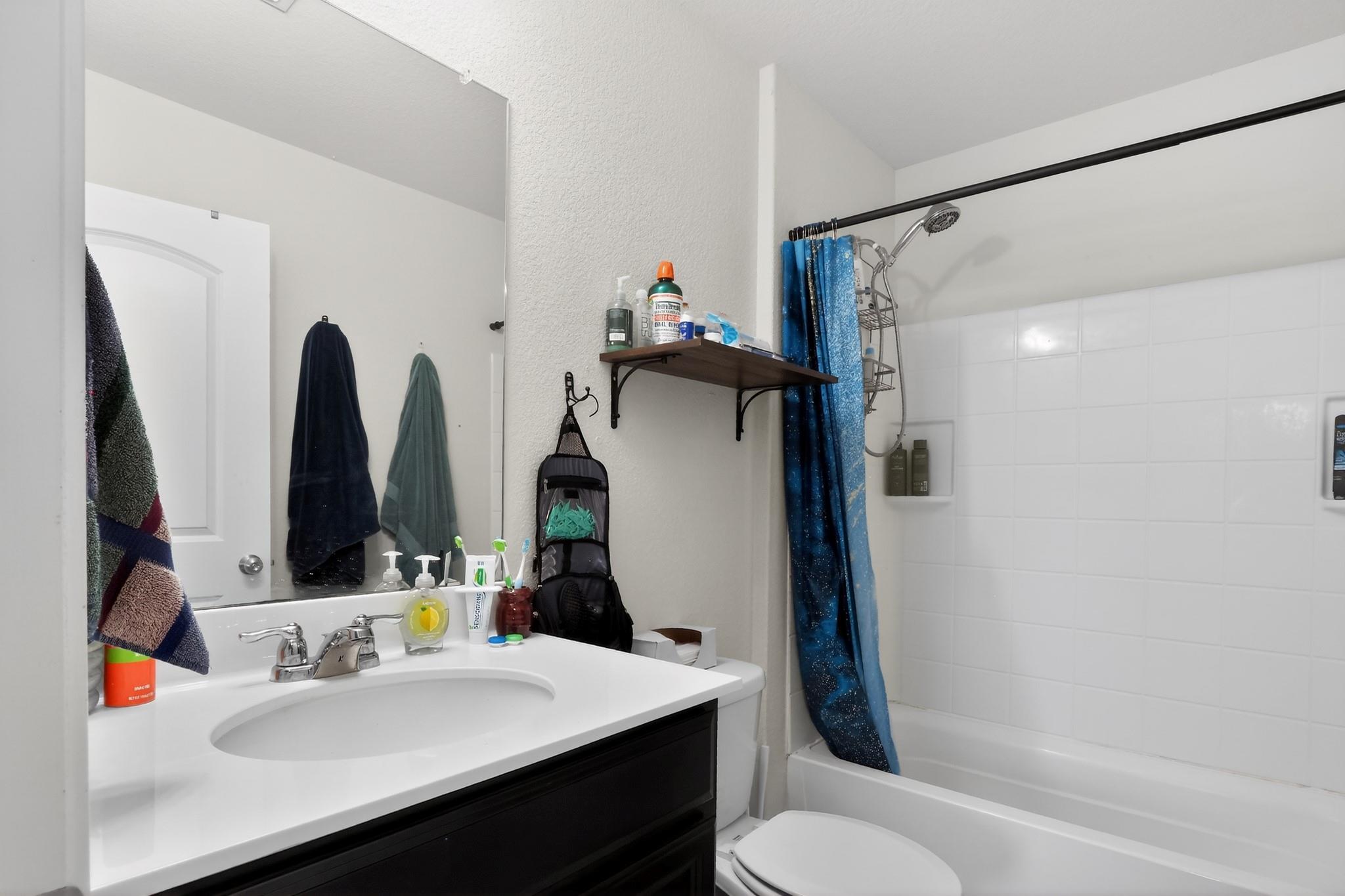 521 Staton St Property Photo 17