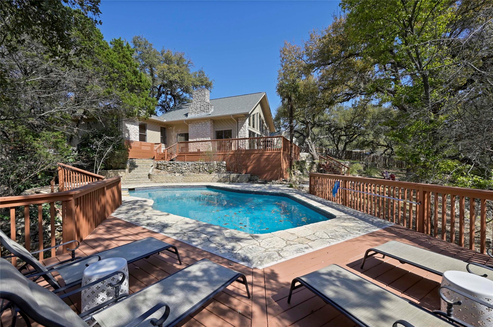 2525 Pearce Rd Property Photo