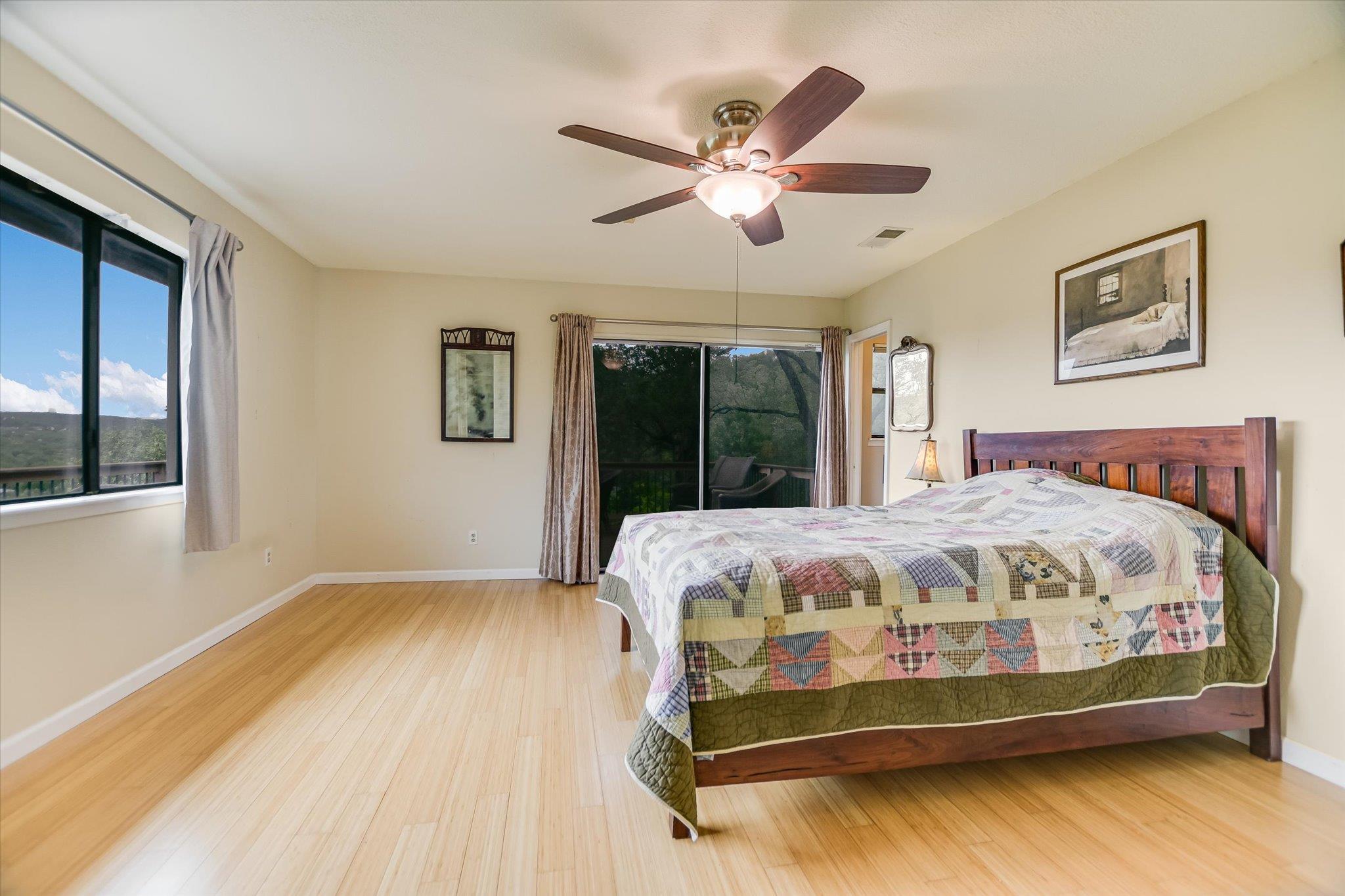 5500 Blueridge Ct Property Photo 16