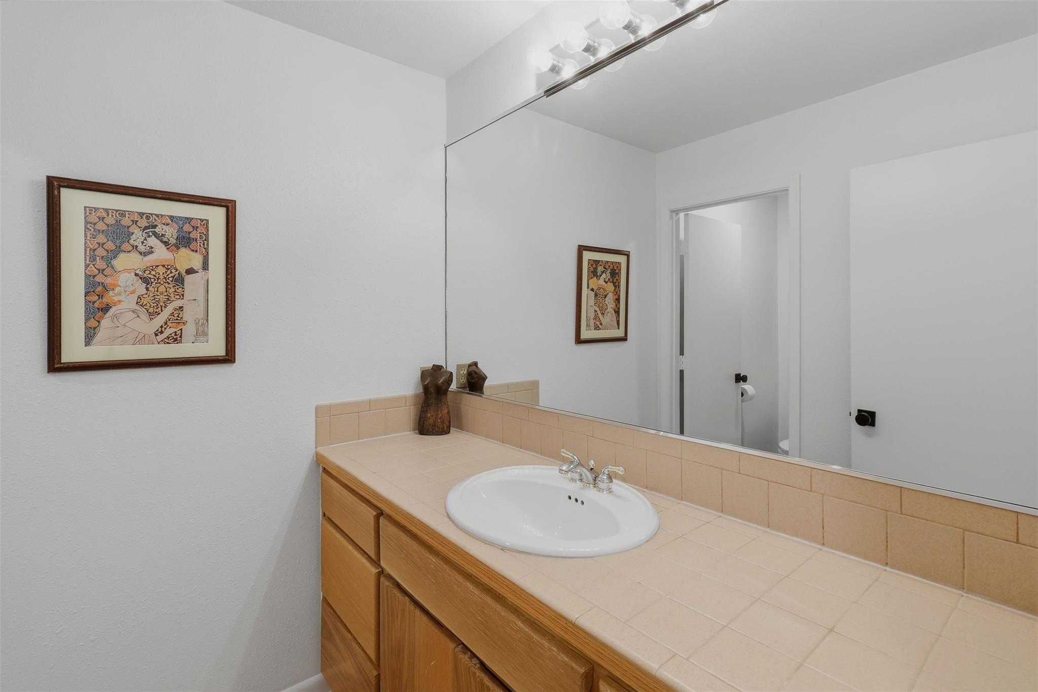 100 Derby Dr Property Photo 15