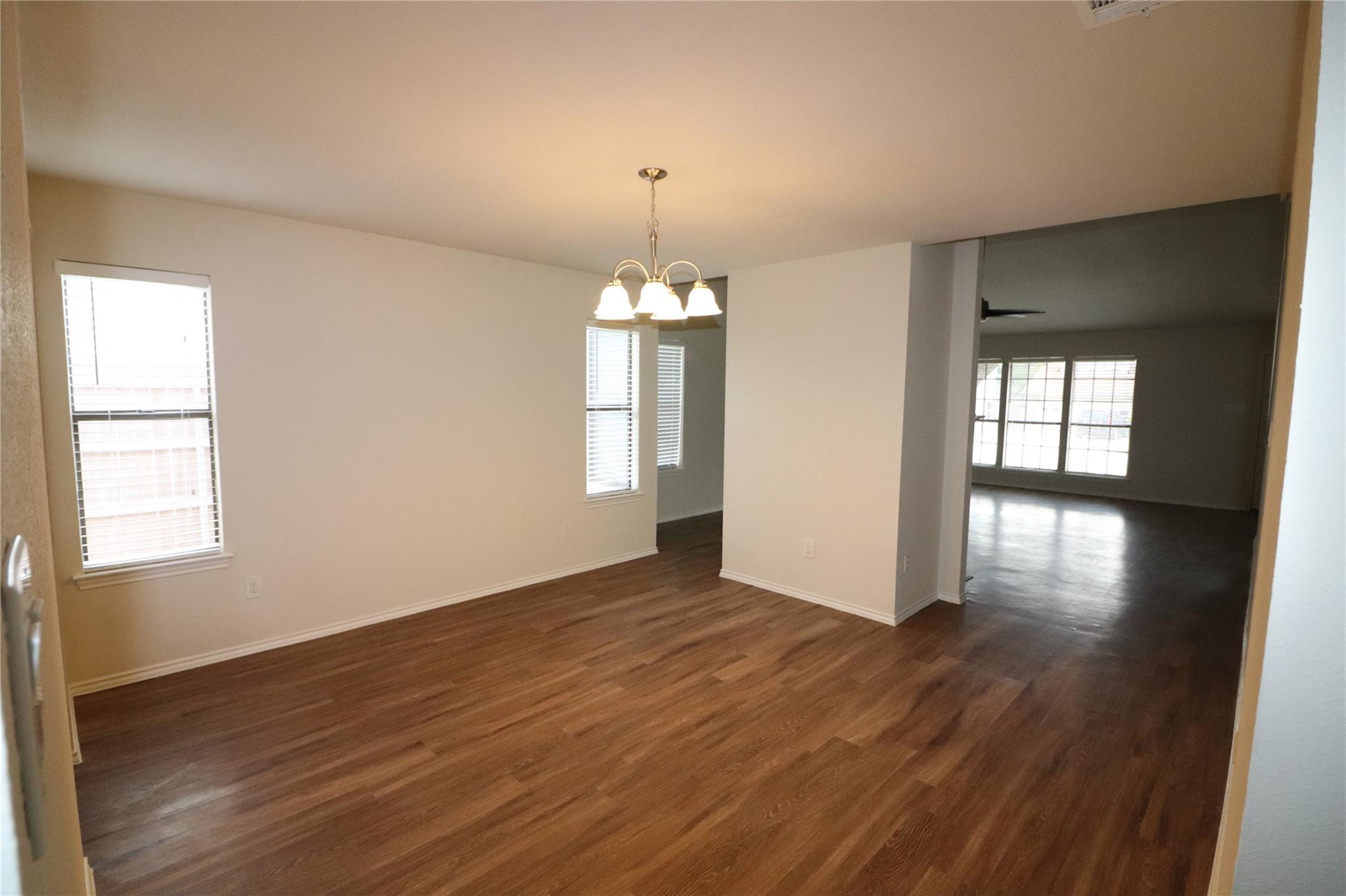 6606 Shiner St Property Photo 5