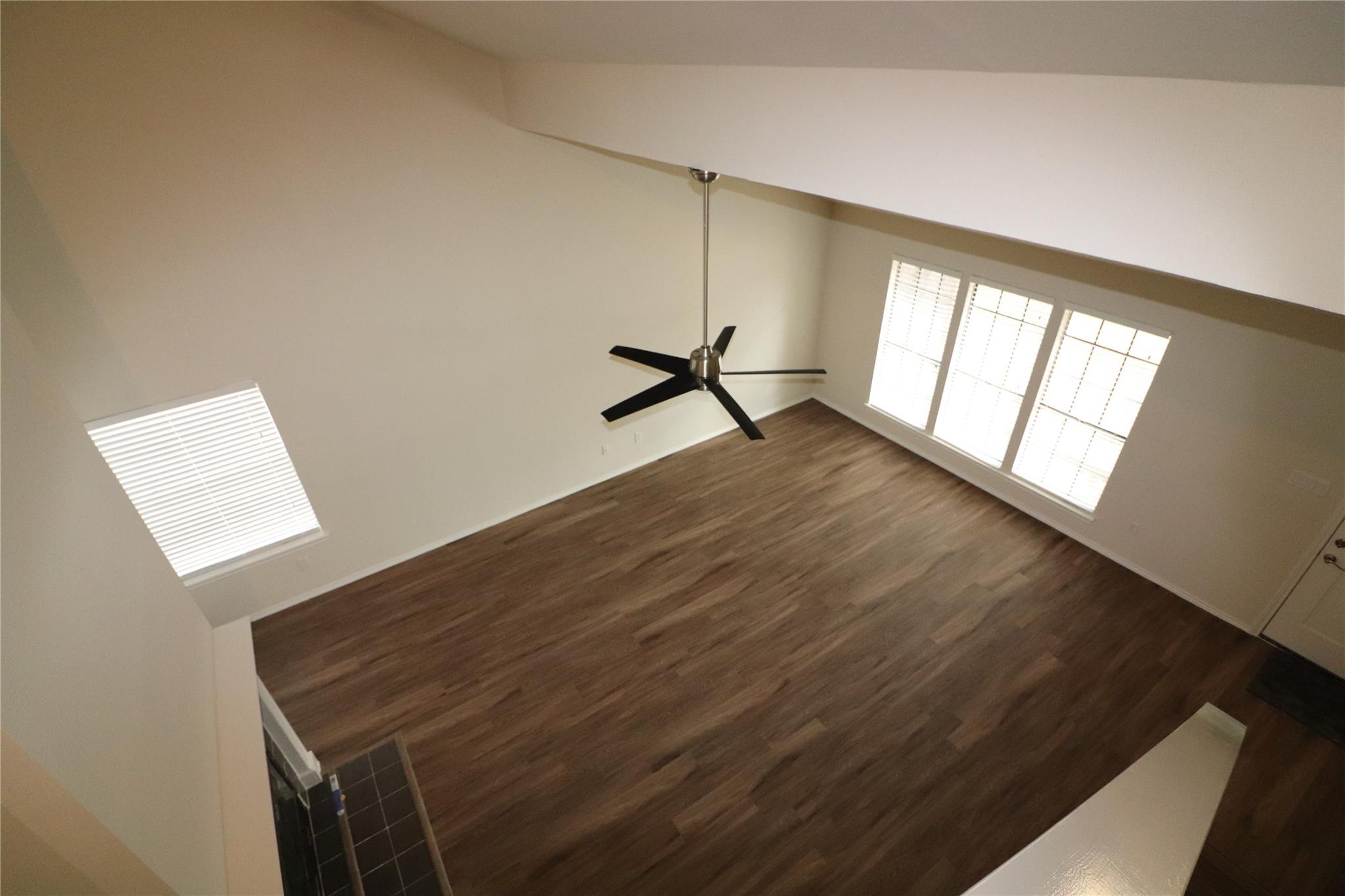 6606 Shiner St Property Photo 15