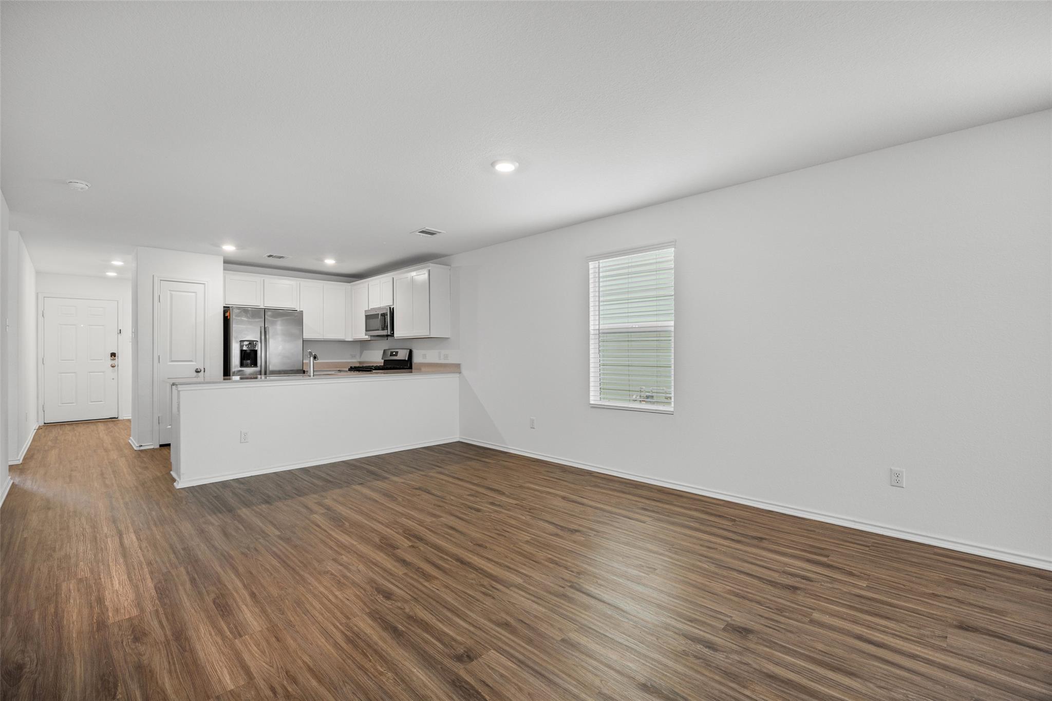 364 Gabbro Gdns Property Photo 5