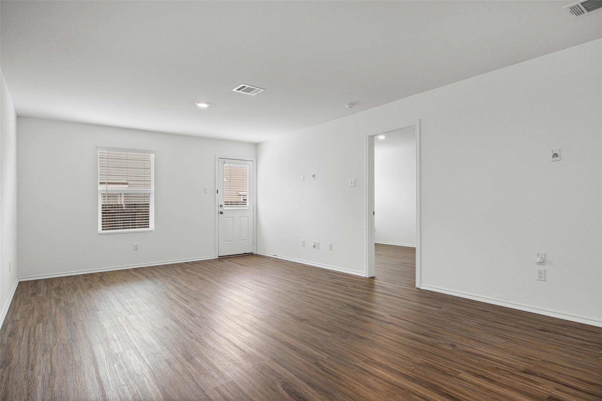 364 Gabbro Gdns Property Photo 11