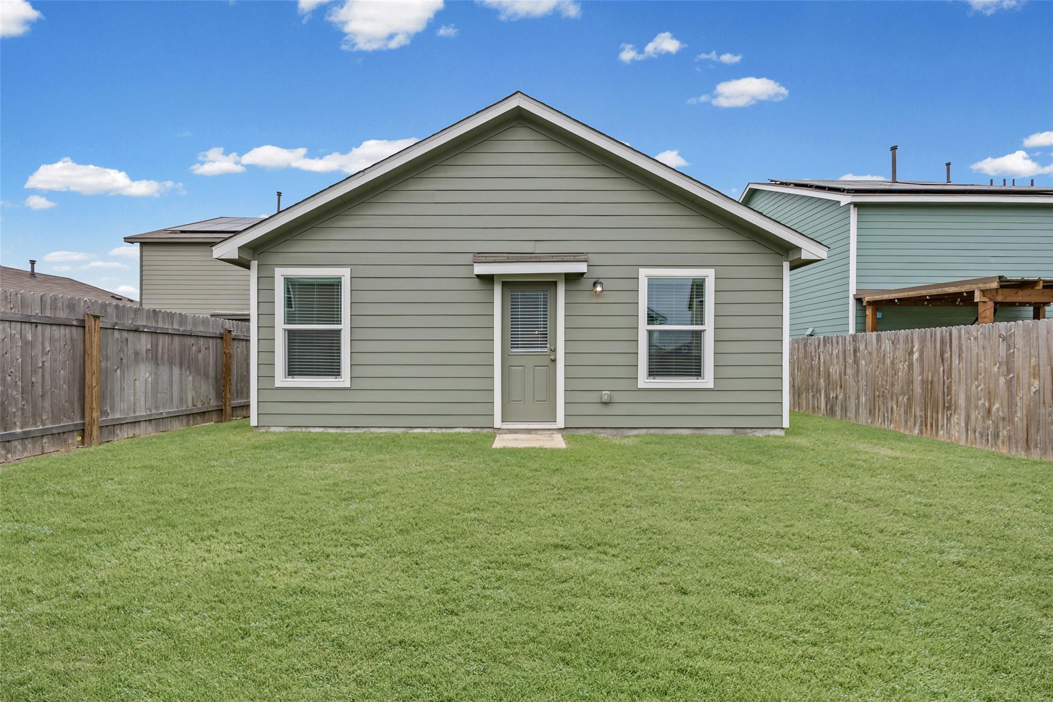 364 Gabbro Gdns Property Photo 24