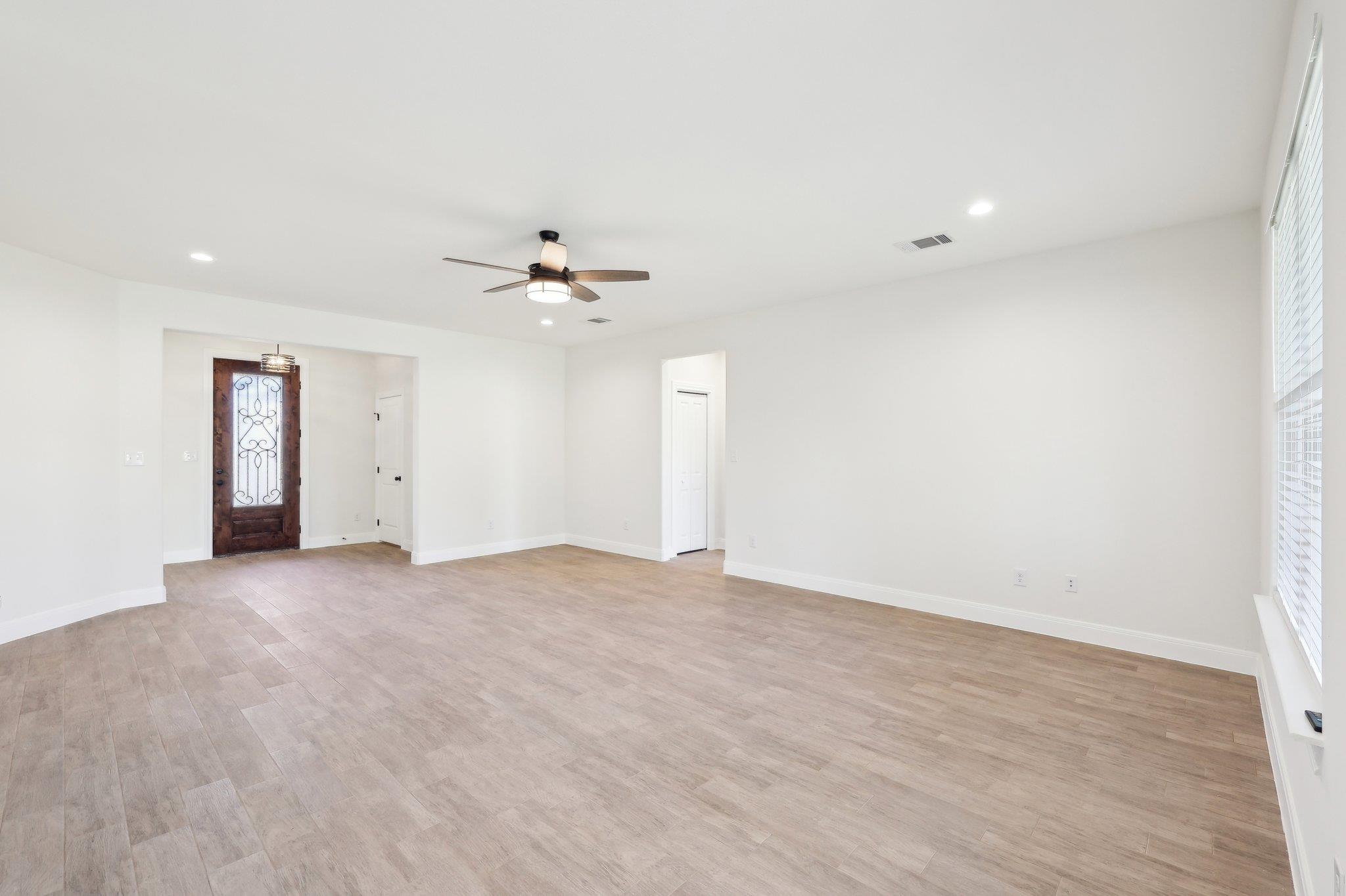 129 Callie St Property Photo 10