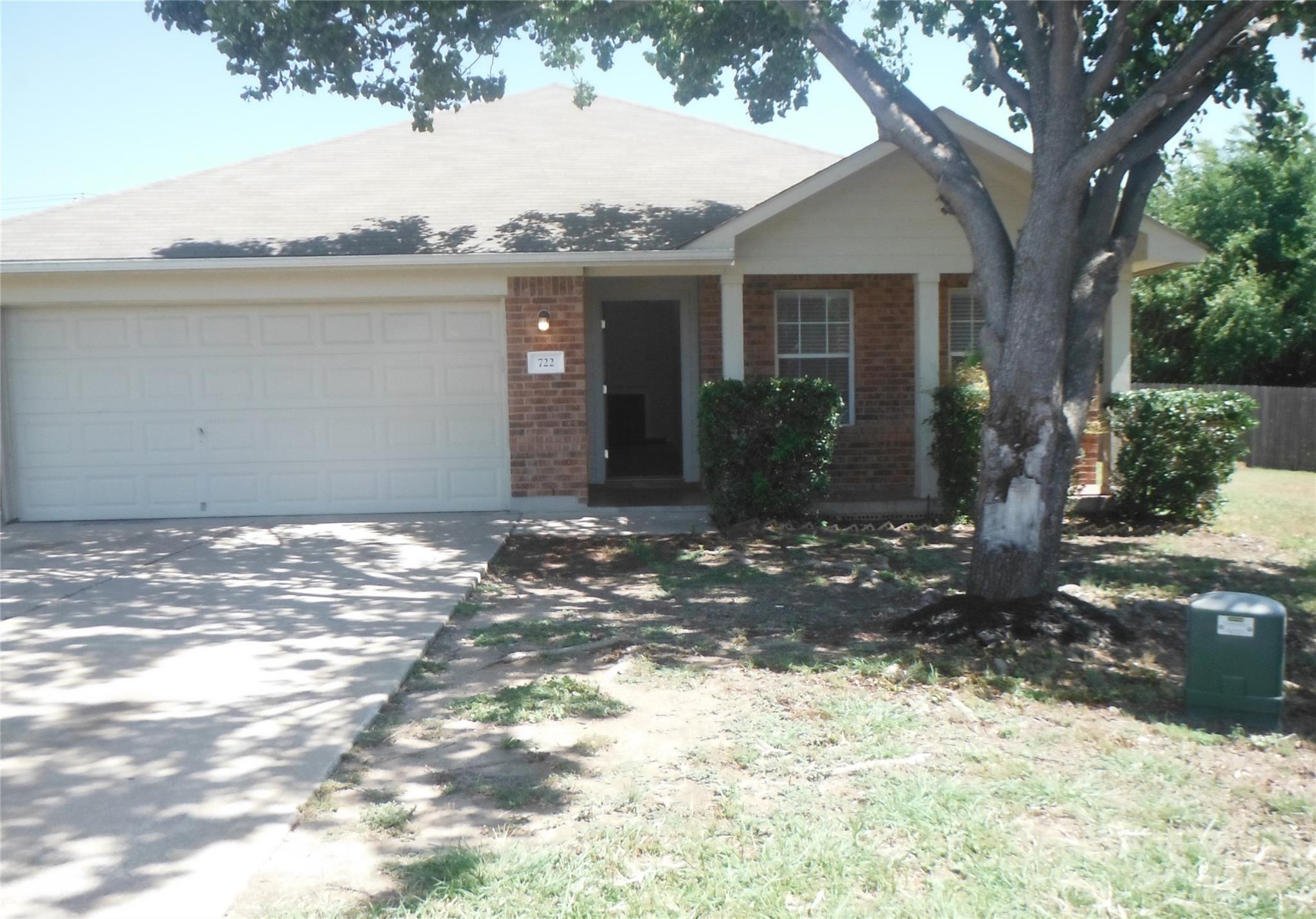 722 Ranier Ln Property Photo 1