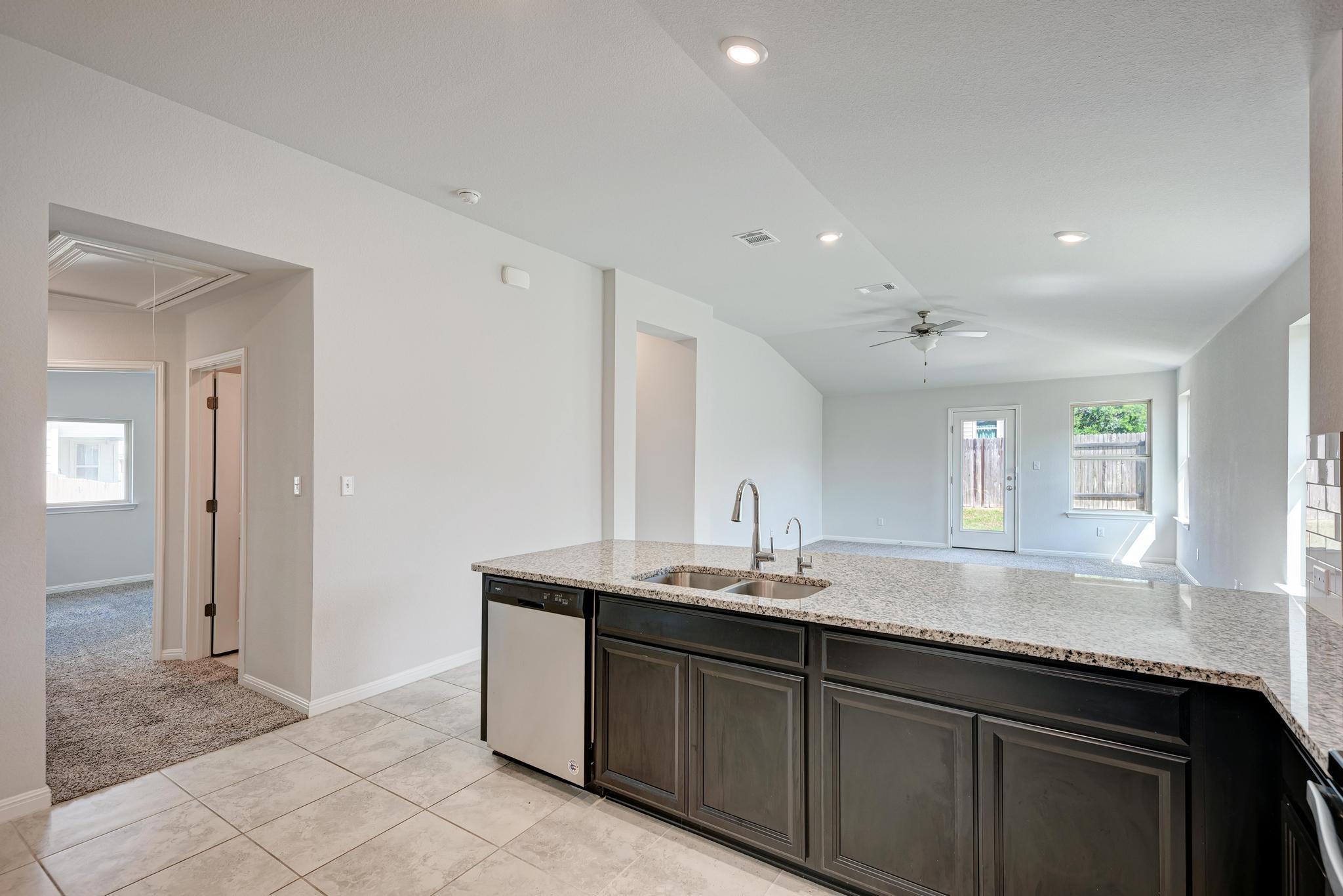 209 Forest Moon Ln Property Photo 11