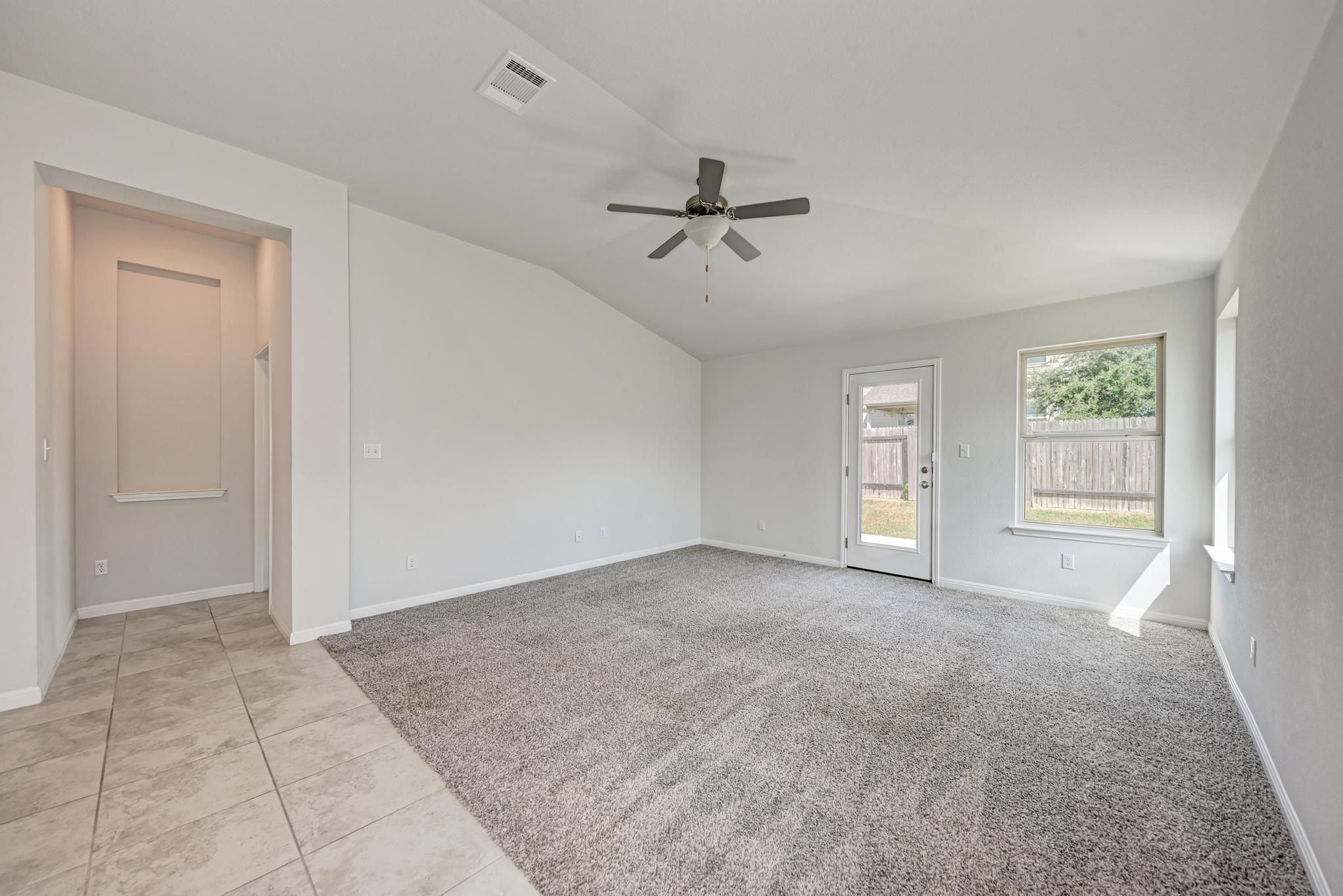 209 Forest Moon Ln Property Photo 18