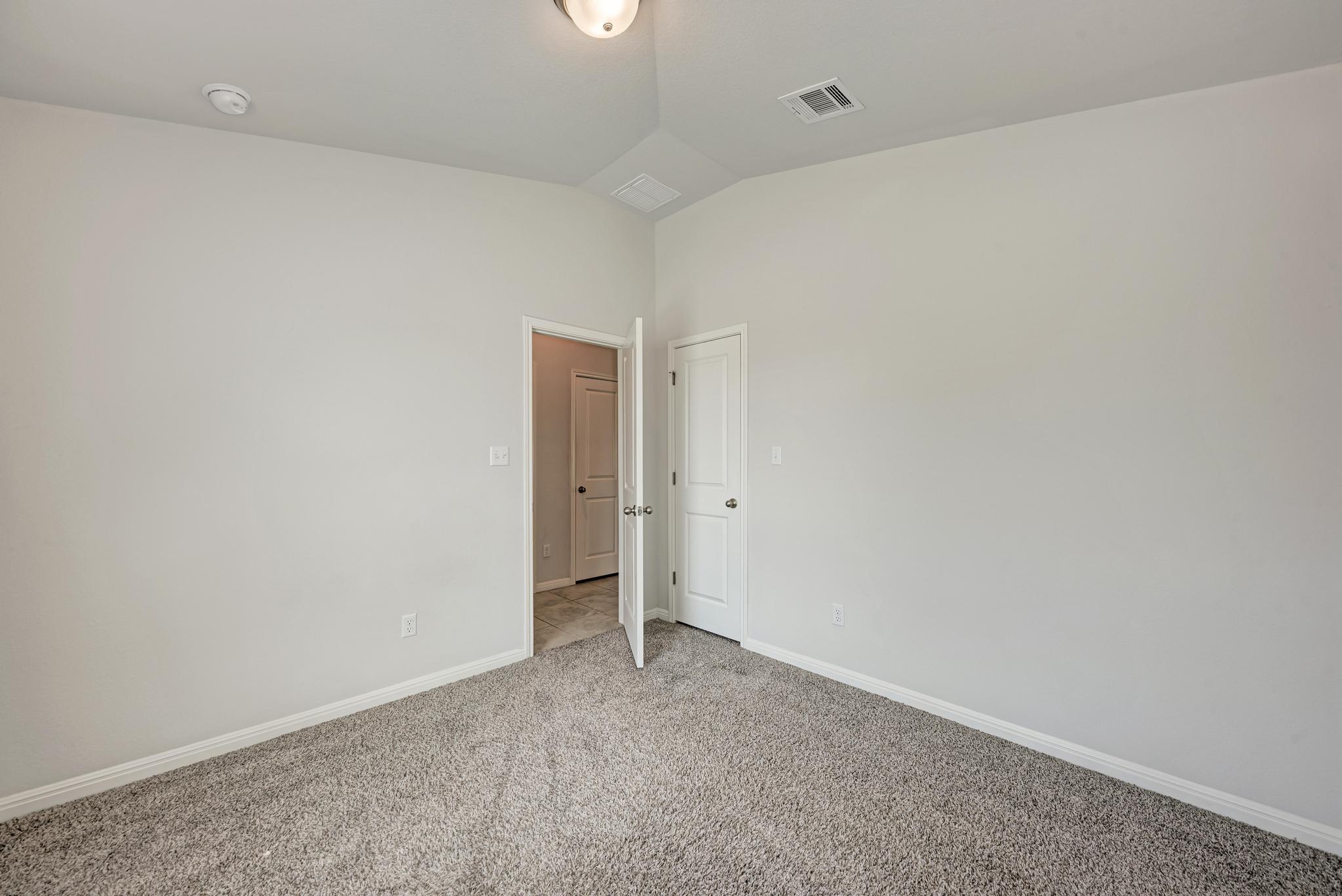 209 Forest Moon Ln Property Photo 27