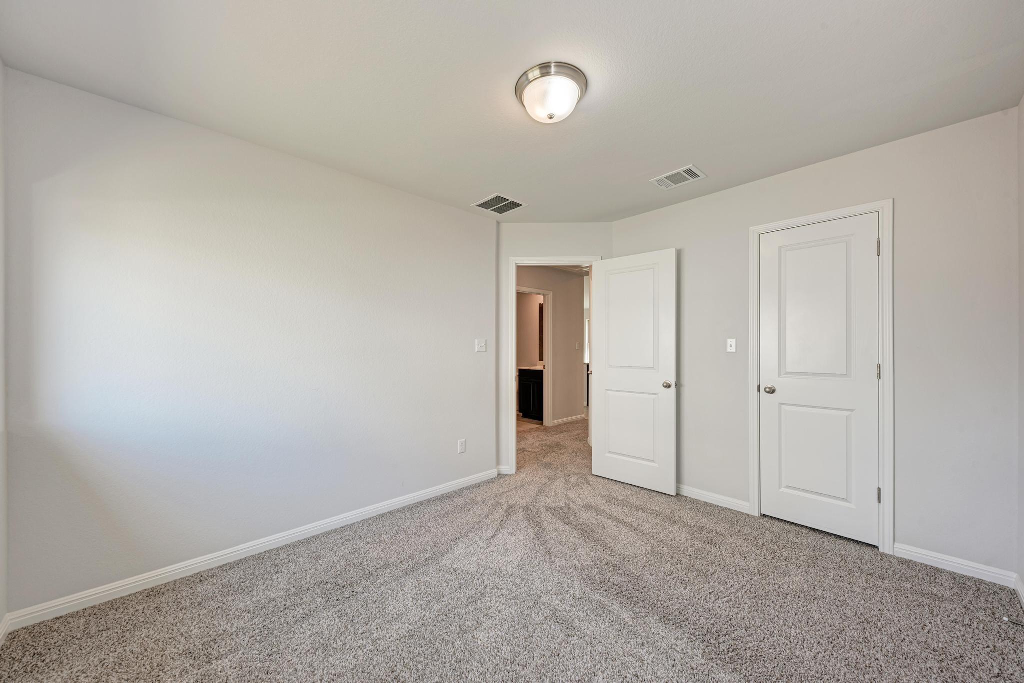 209 Forest Moon Ln Property Photo 30