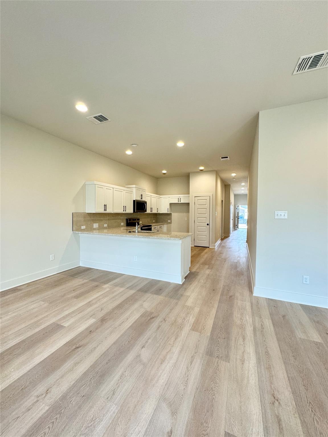 108 Zayd Ct #b Property Photo 9