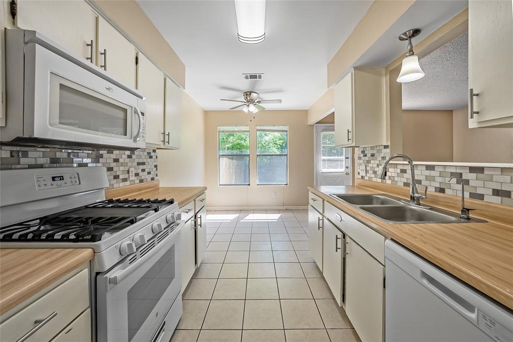 14203 Sussman Ct #b Property Photo 4