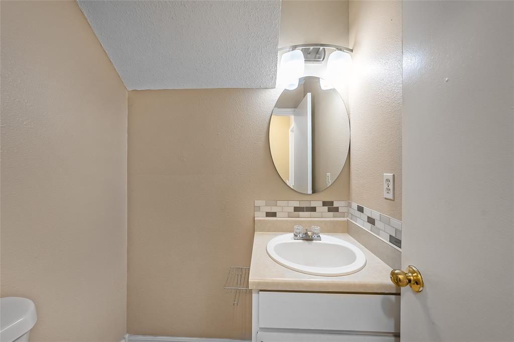 14203 Sussman Ct #b Property Photo 13