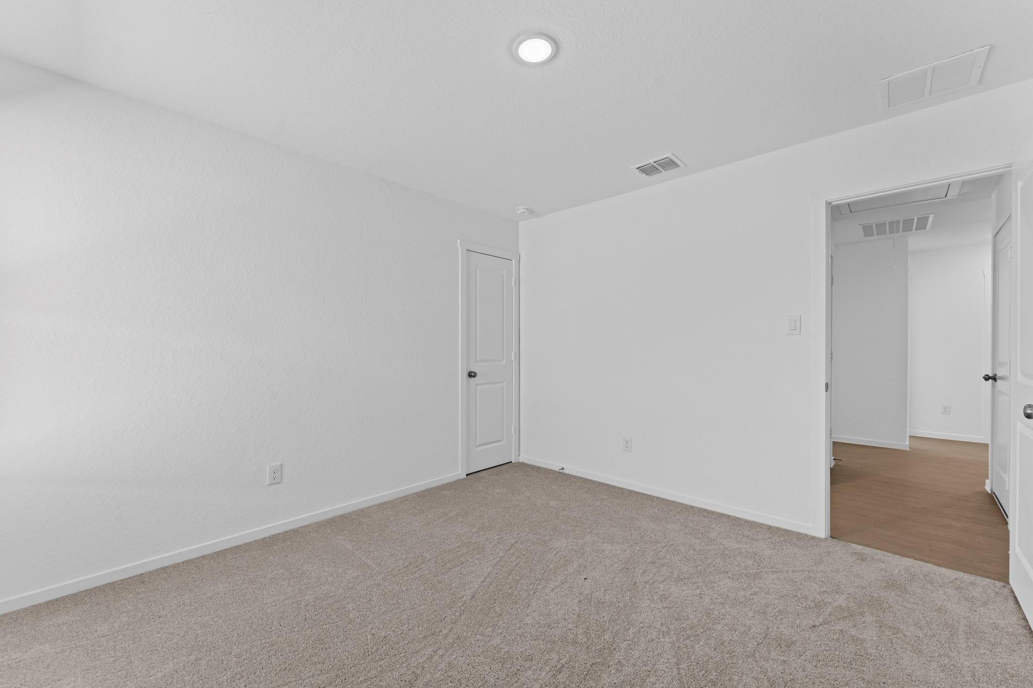 112 Ellendale Pl Property Photo 11