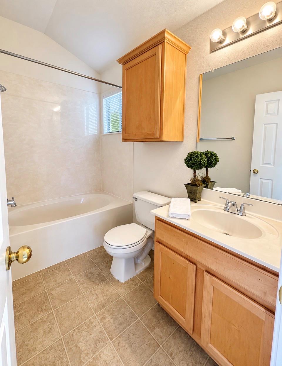 1481 E Old Settlers Blvd #901 Property Photo 5