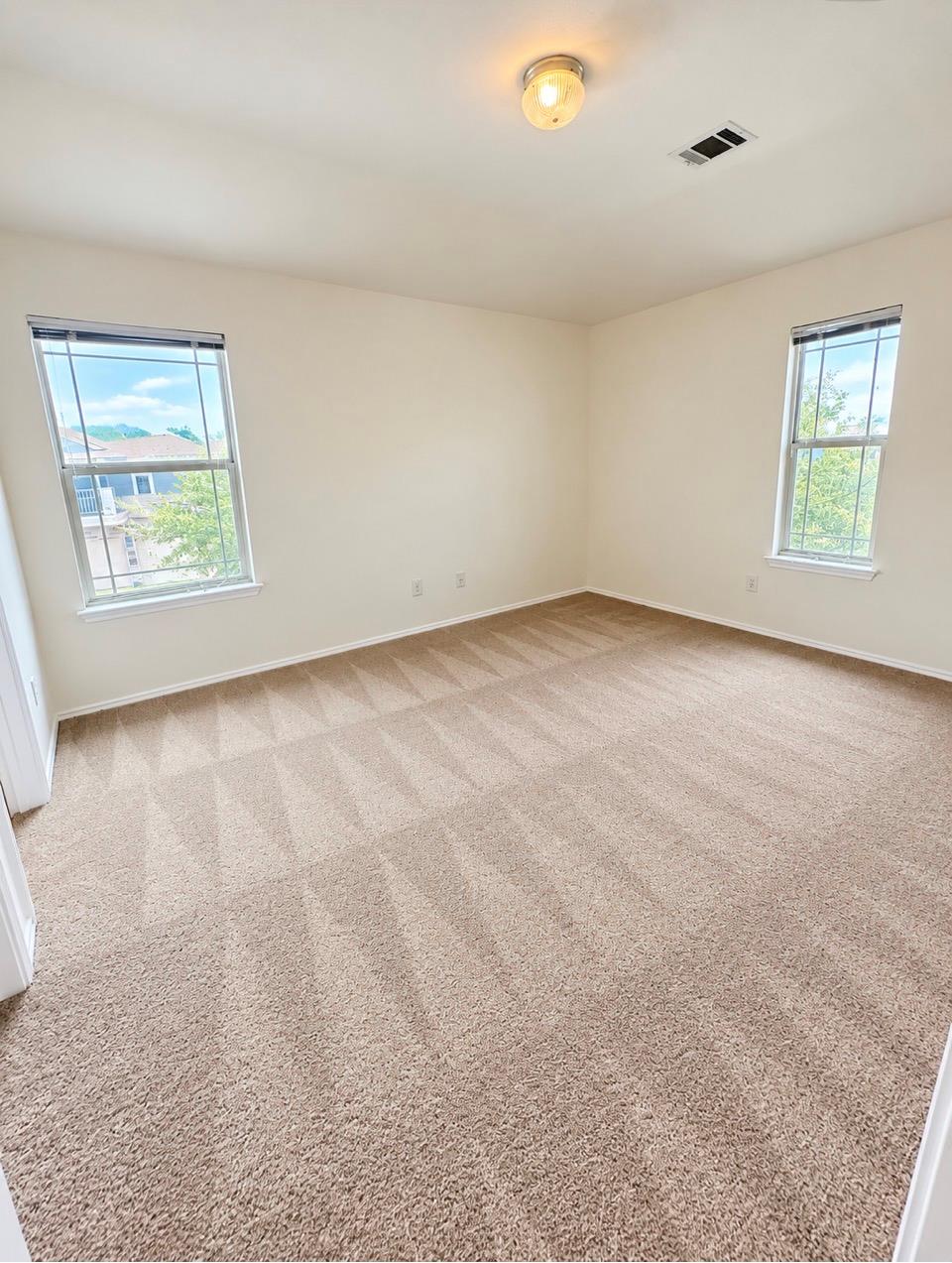 1481 E Old Settlers Blvd #901 Property Photo 6