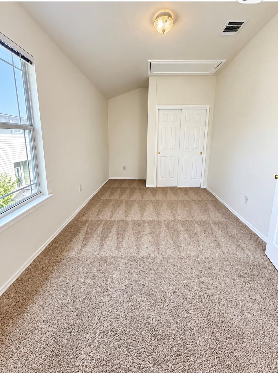 1481 E Old Settlers Blvd #901 Property Photo 7