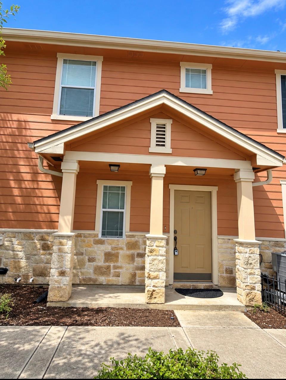 1481 E Old Settlers Blvd #901 Property Photo 11
