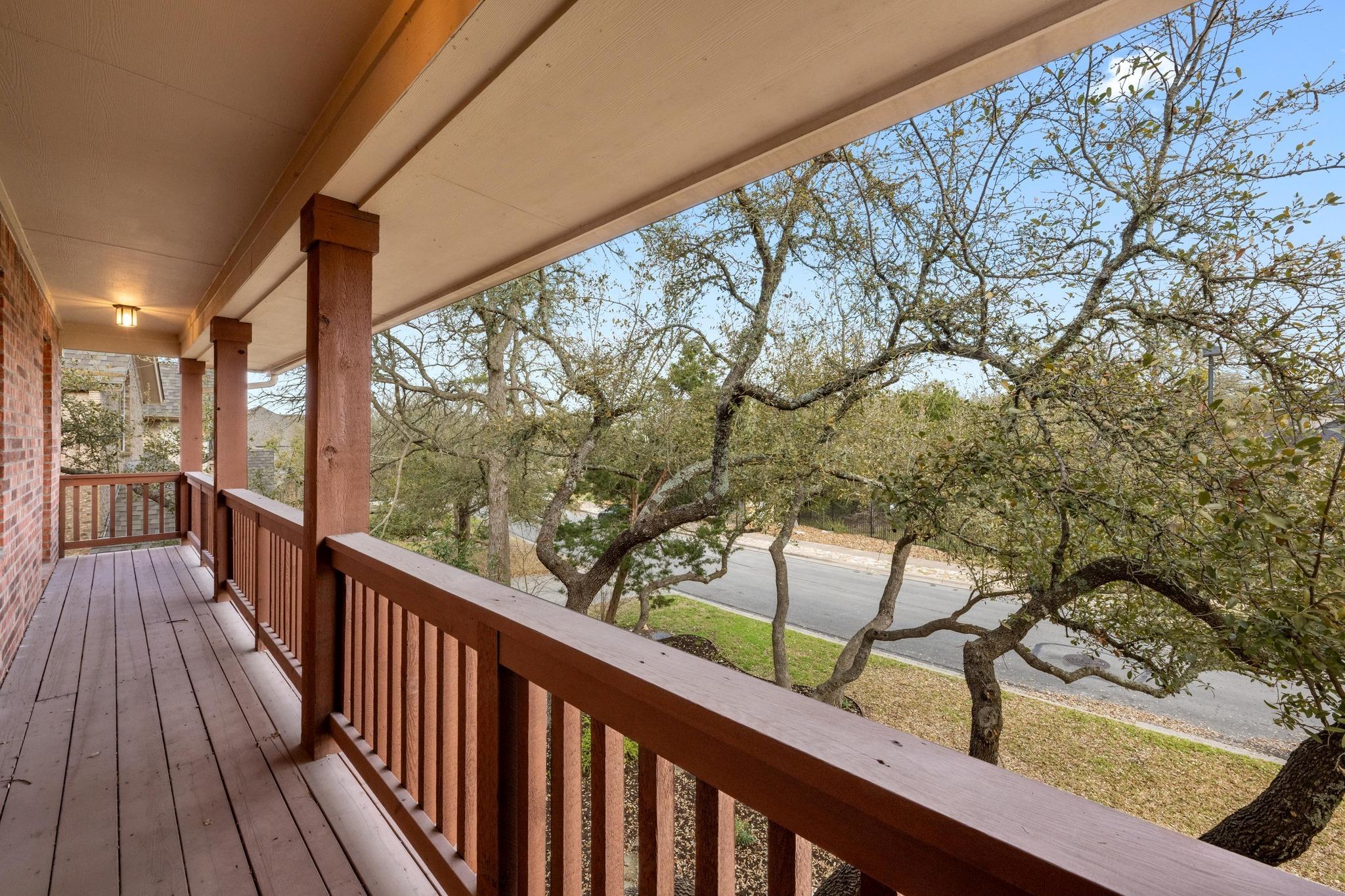 7033 Viridian Ln Property Photo 4