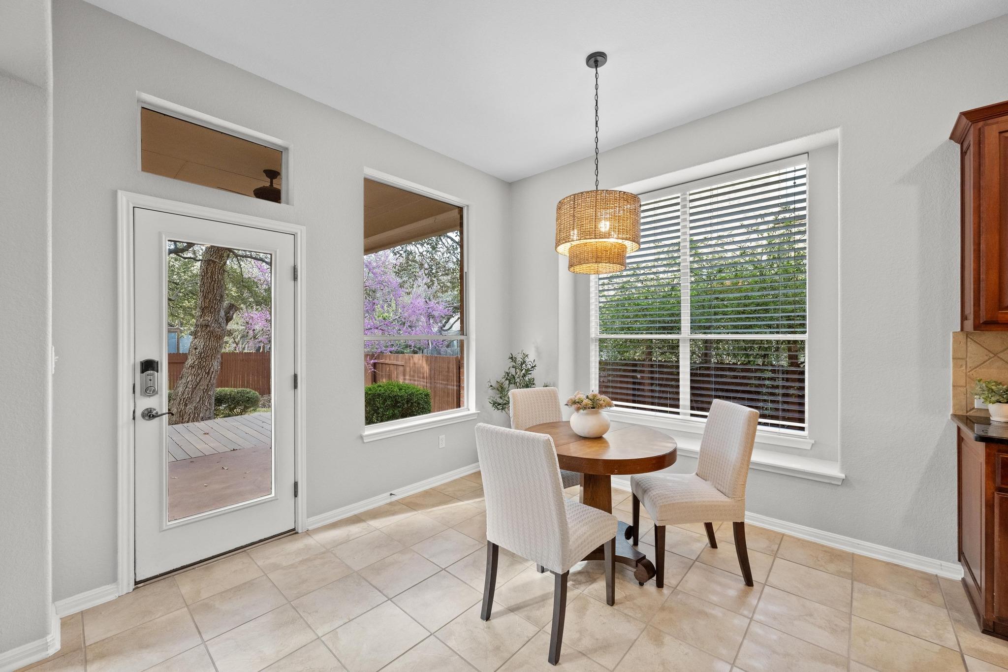 7033 Viridian Ln Property Photo 13