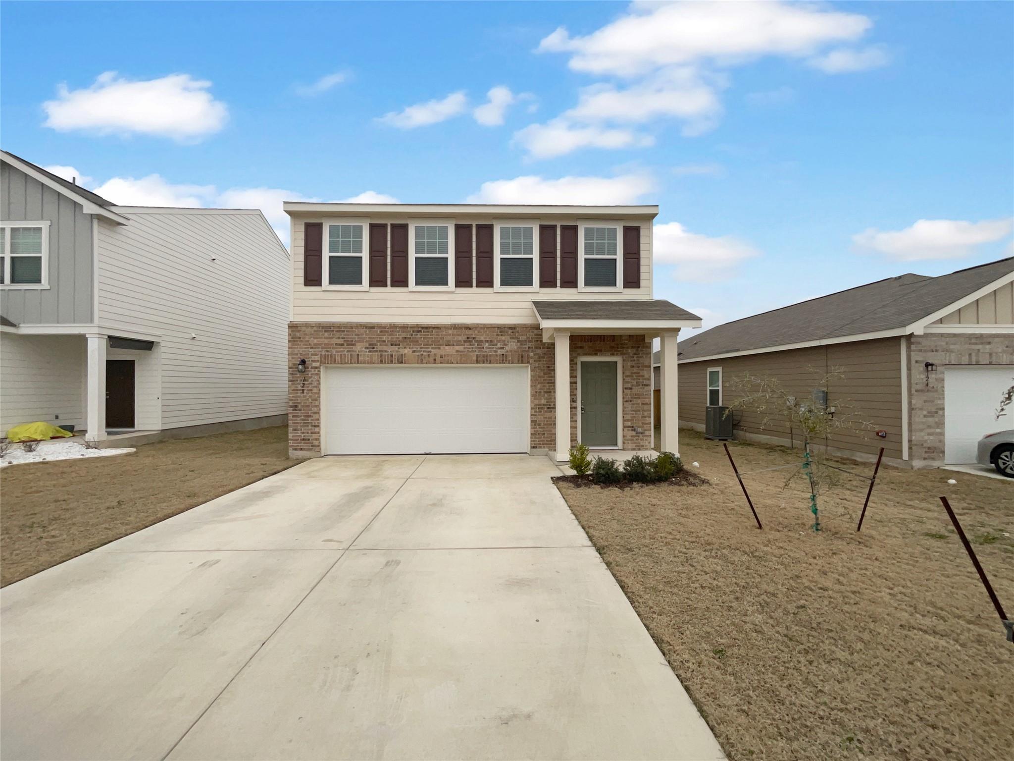 128 Gauntlet Dr Property Photo 1