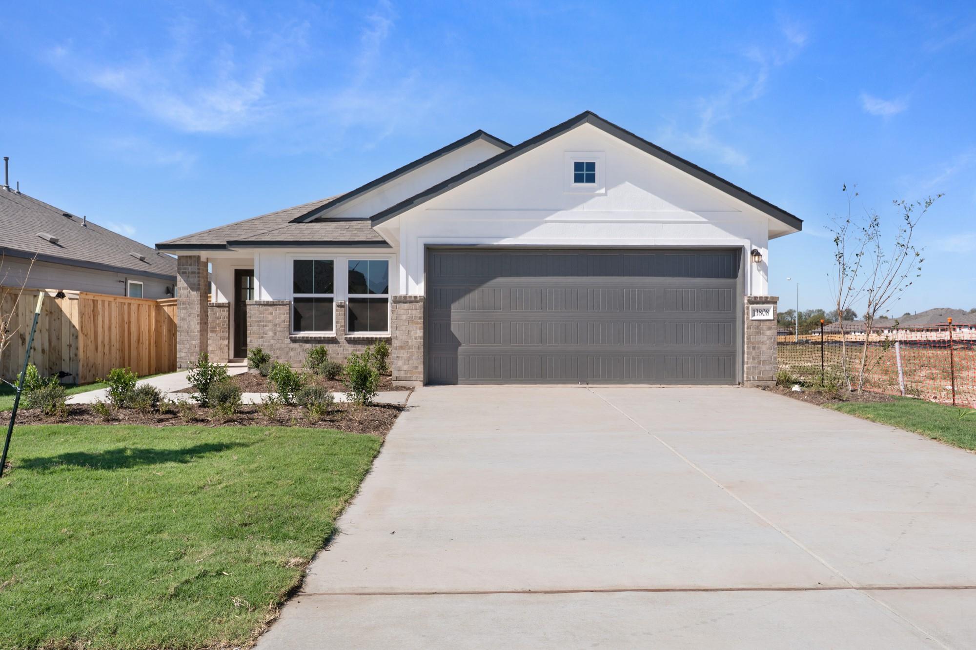 13808 Ryan Range Ln Property Photo 1