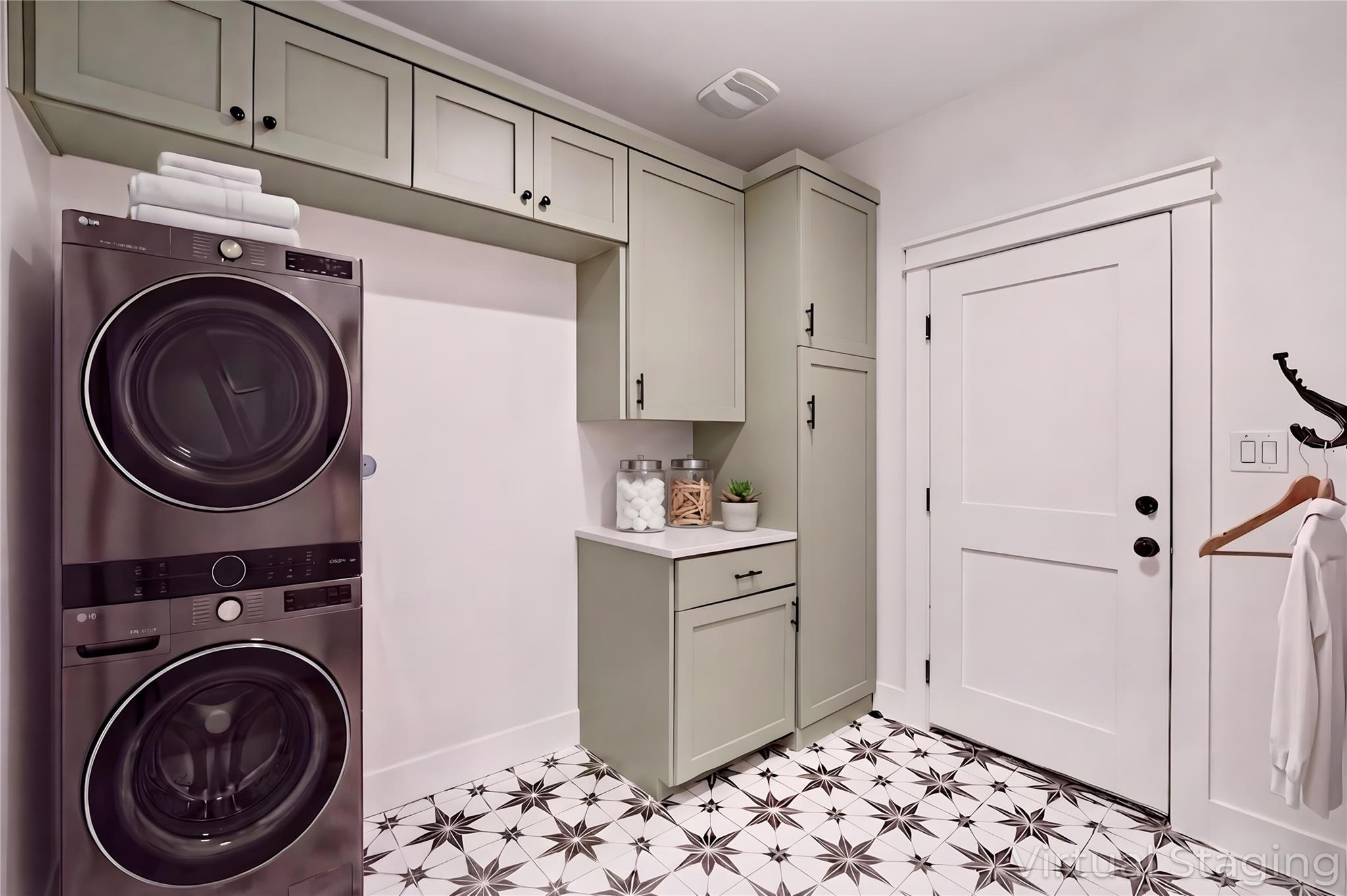 416 Stagecoach Trl Property Photo 11