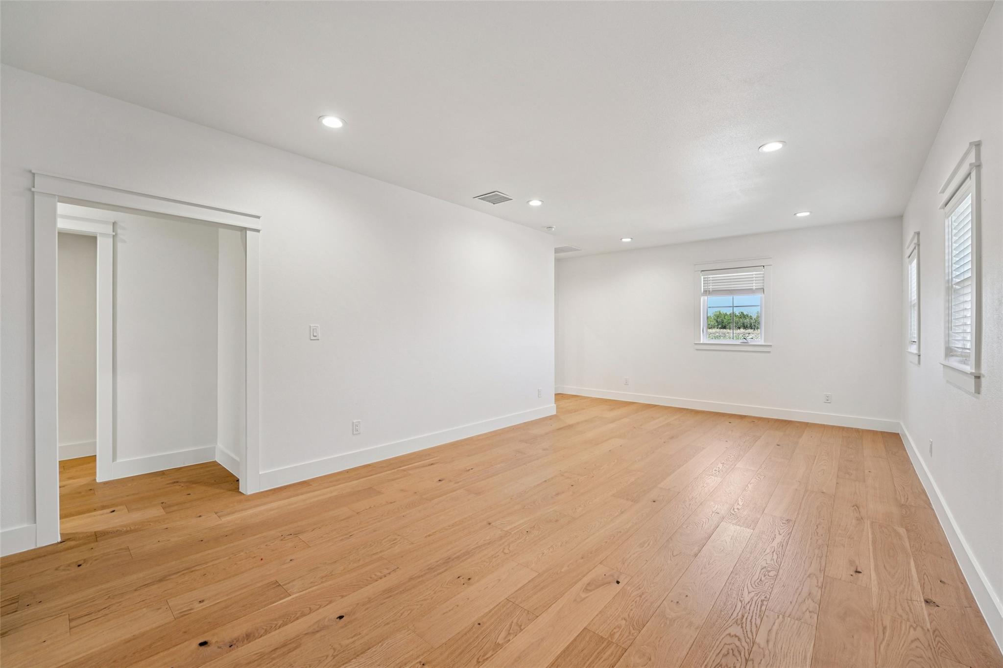 416 Stagecoach Trl Property Photo 19