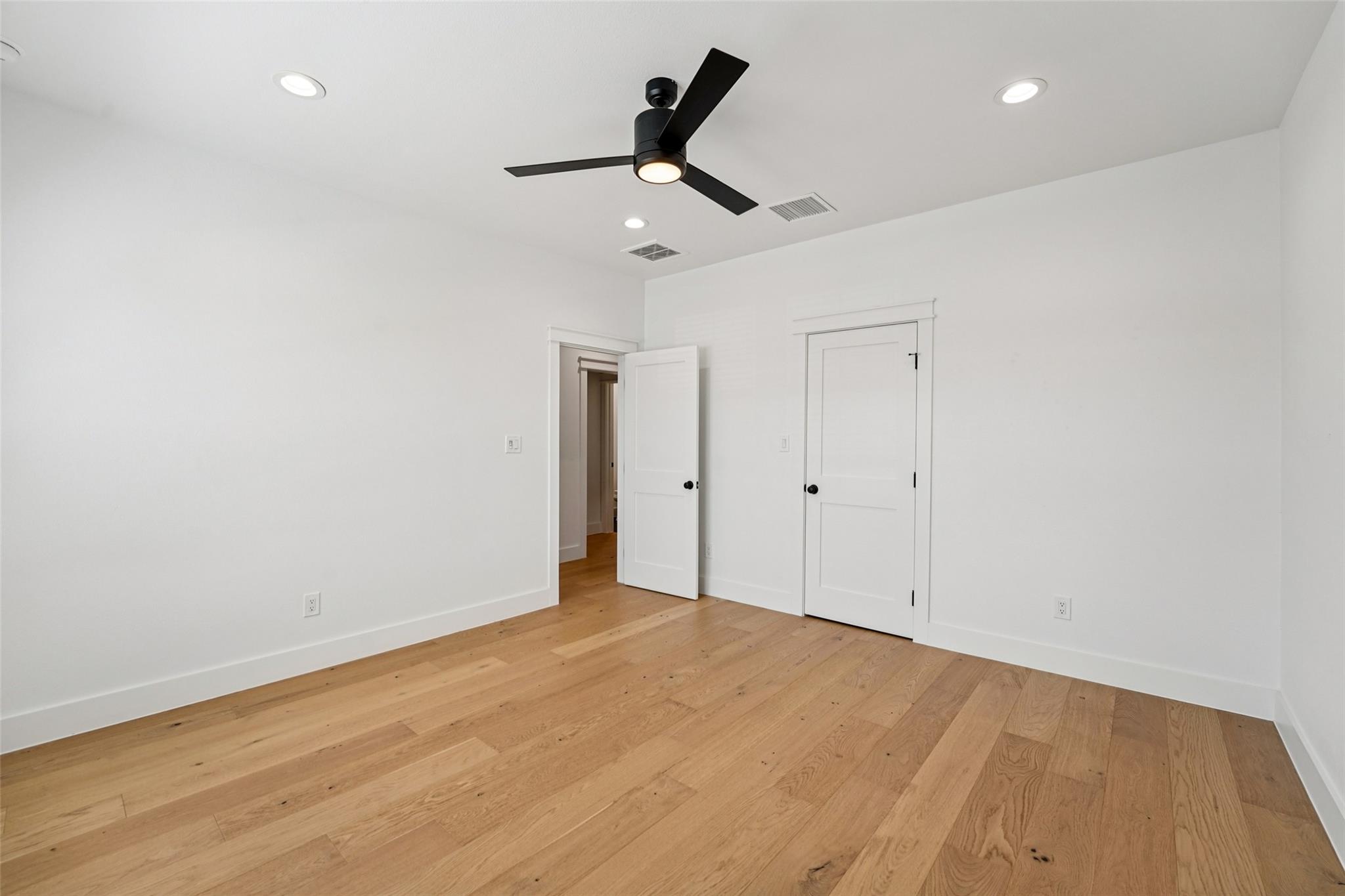 416 Stagecoach Trl Property Photo 21