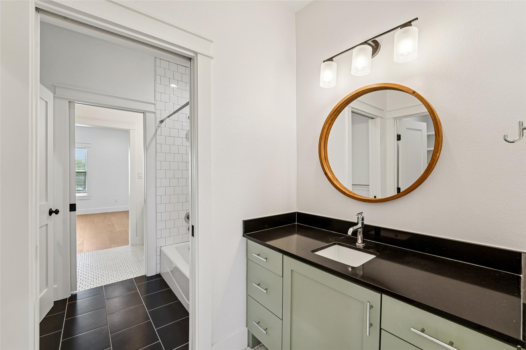 416 Stagecoach Trl Property Photo 29