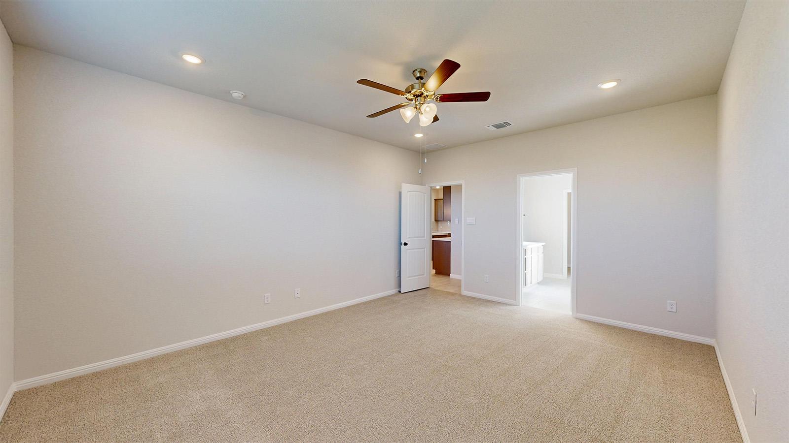 15133 Planeview Dr Property Photo 8