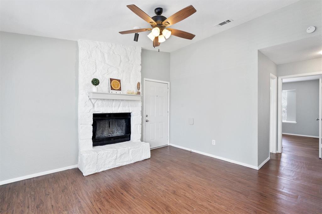 1703 Rawhide Loop Property Photo 1