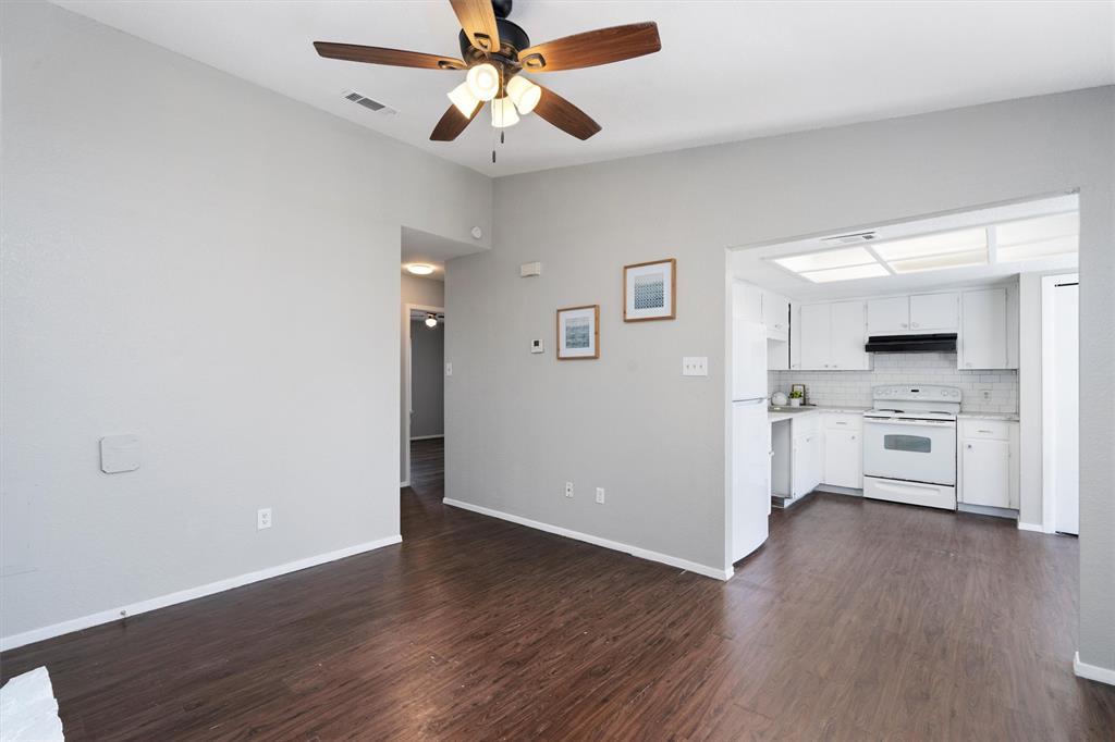 1703 Rawhide Loop Property Photo 2