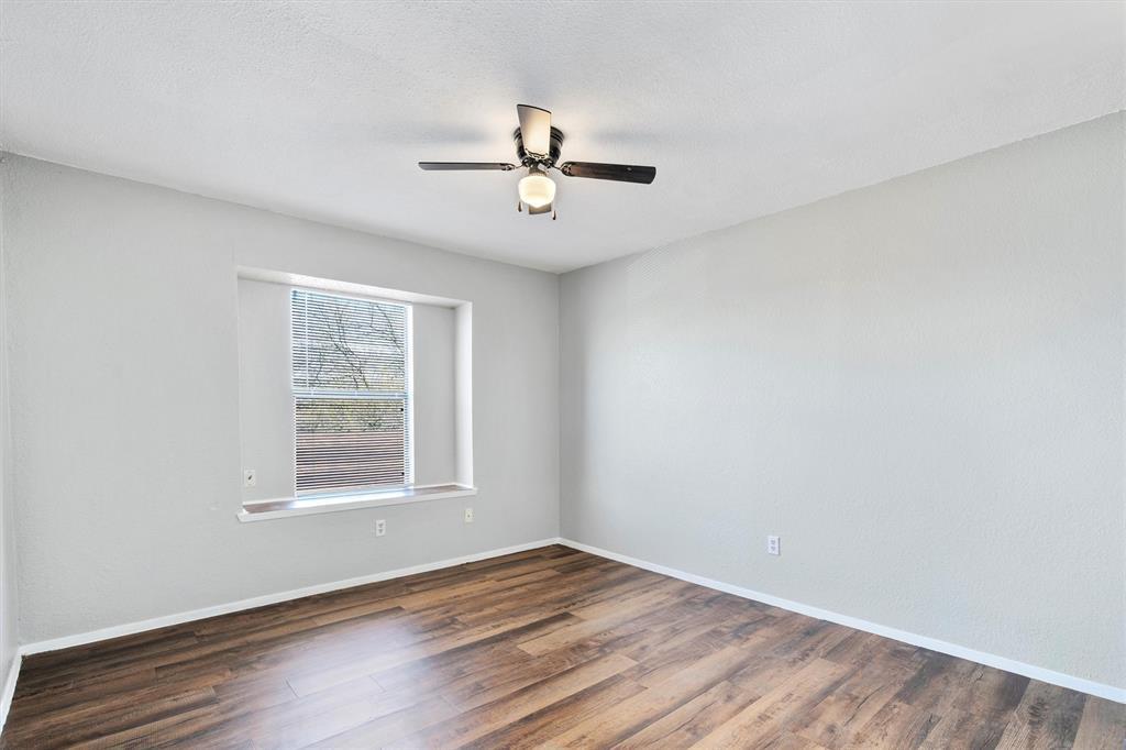 1703 Rawhide Loop Property Photo 6