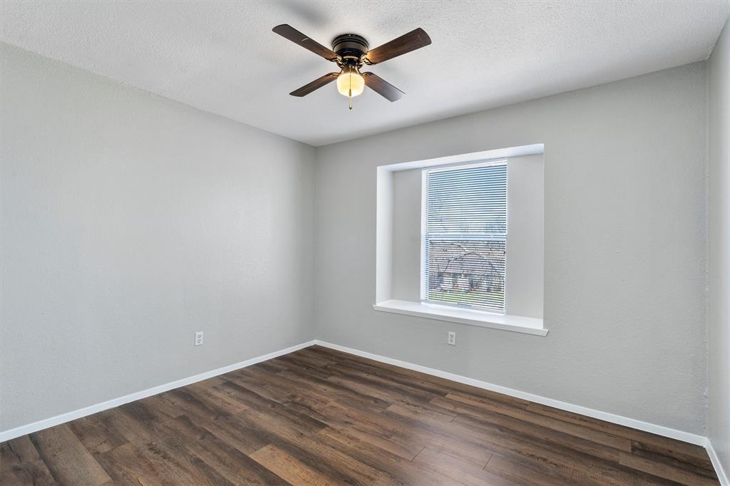 1703 Rawhide Loop Property Photo 9