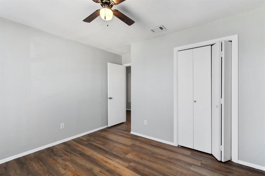 1703 Rawhide Loop Property Photo 10
