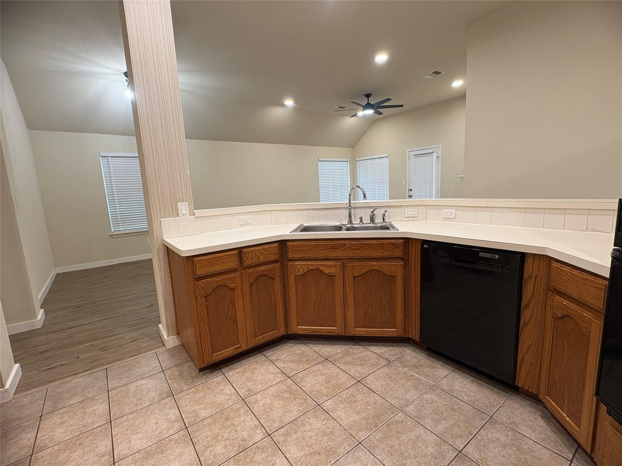 12905 Withers Way Property Photo 4