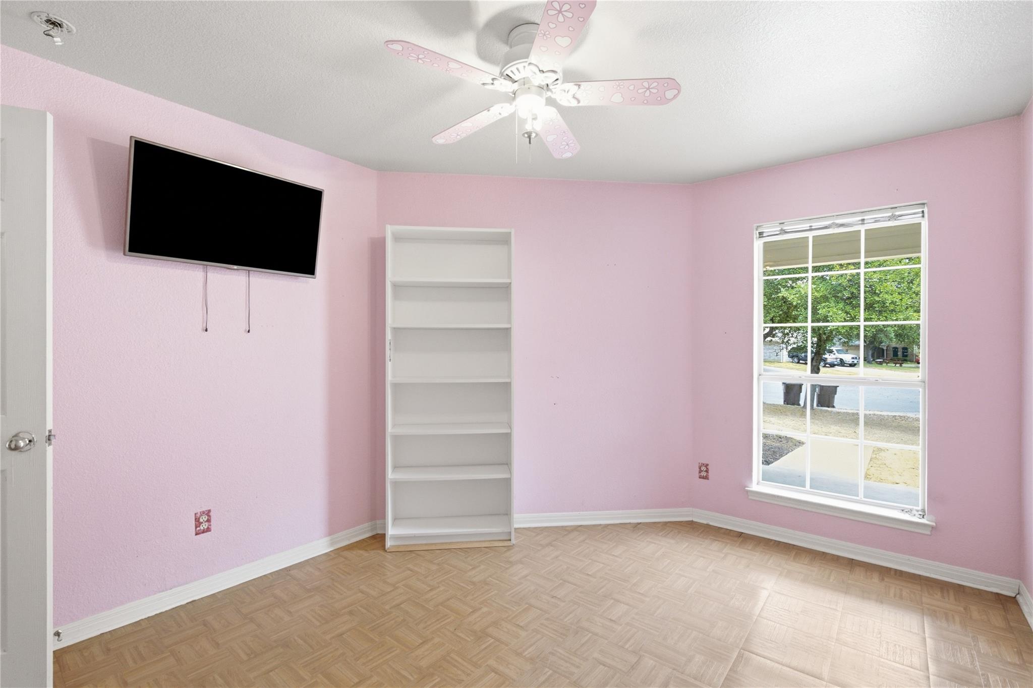 801 Lawmans Ct Property Photo 26