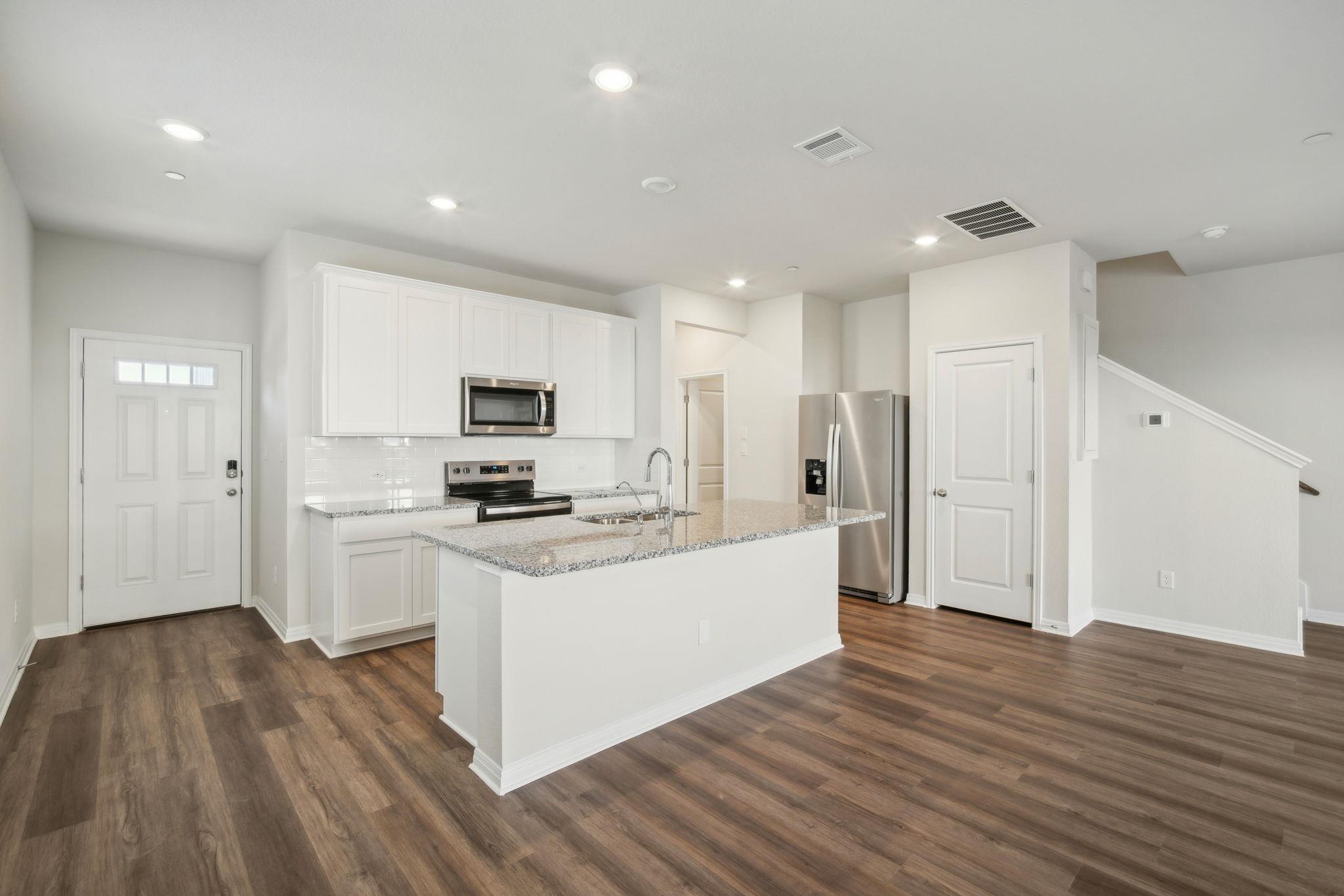 12902 Village Spun Plz Property Photo 4