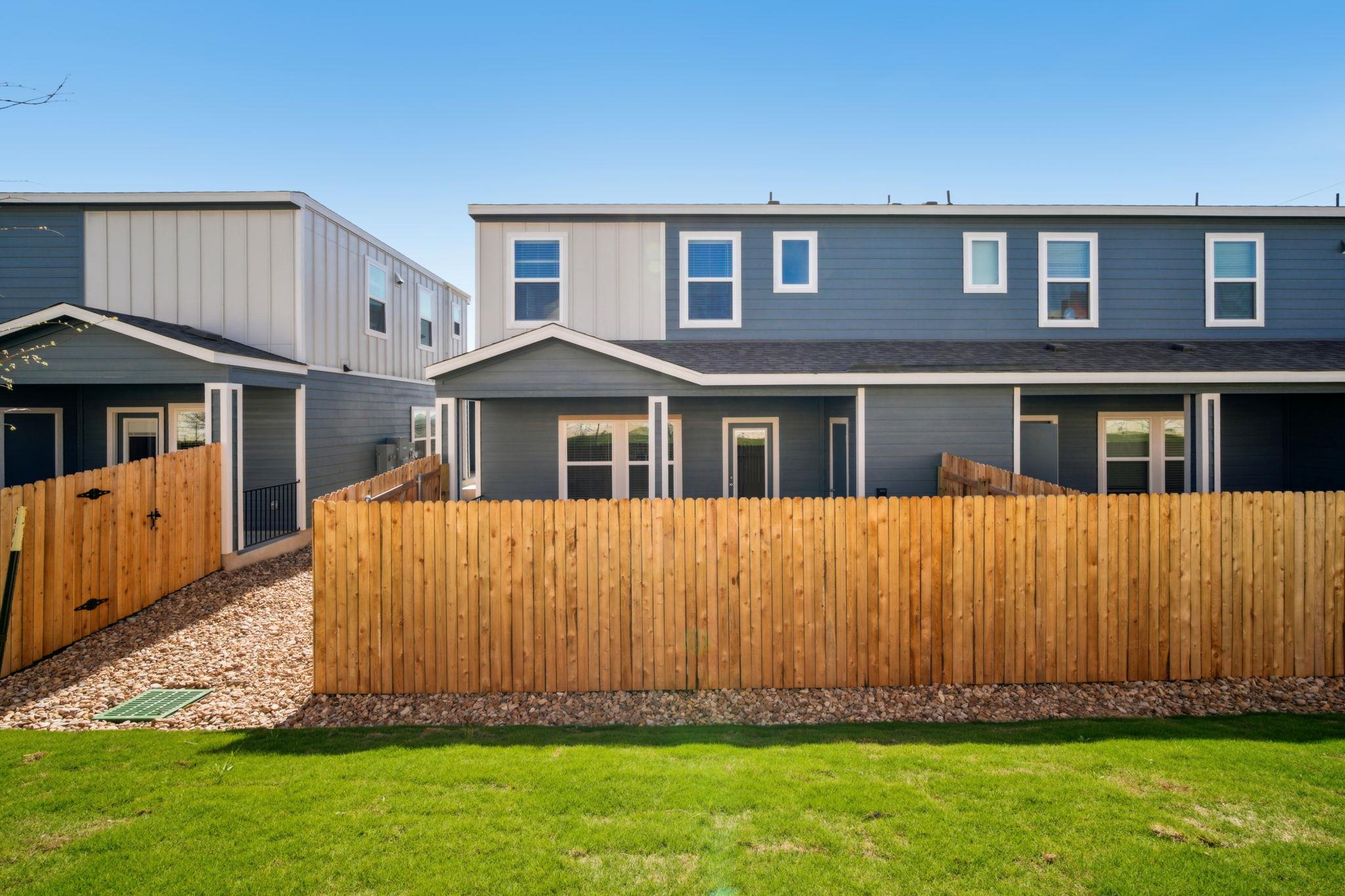 12902 Village Spun Plz Property Photo 27