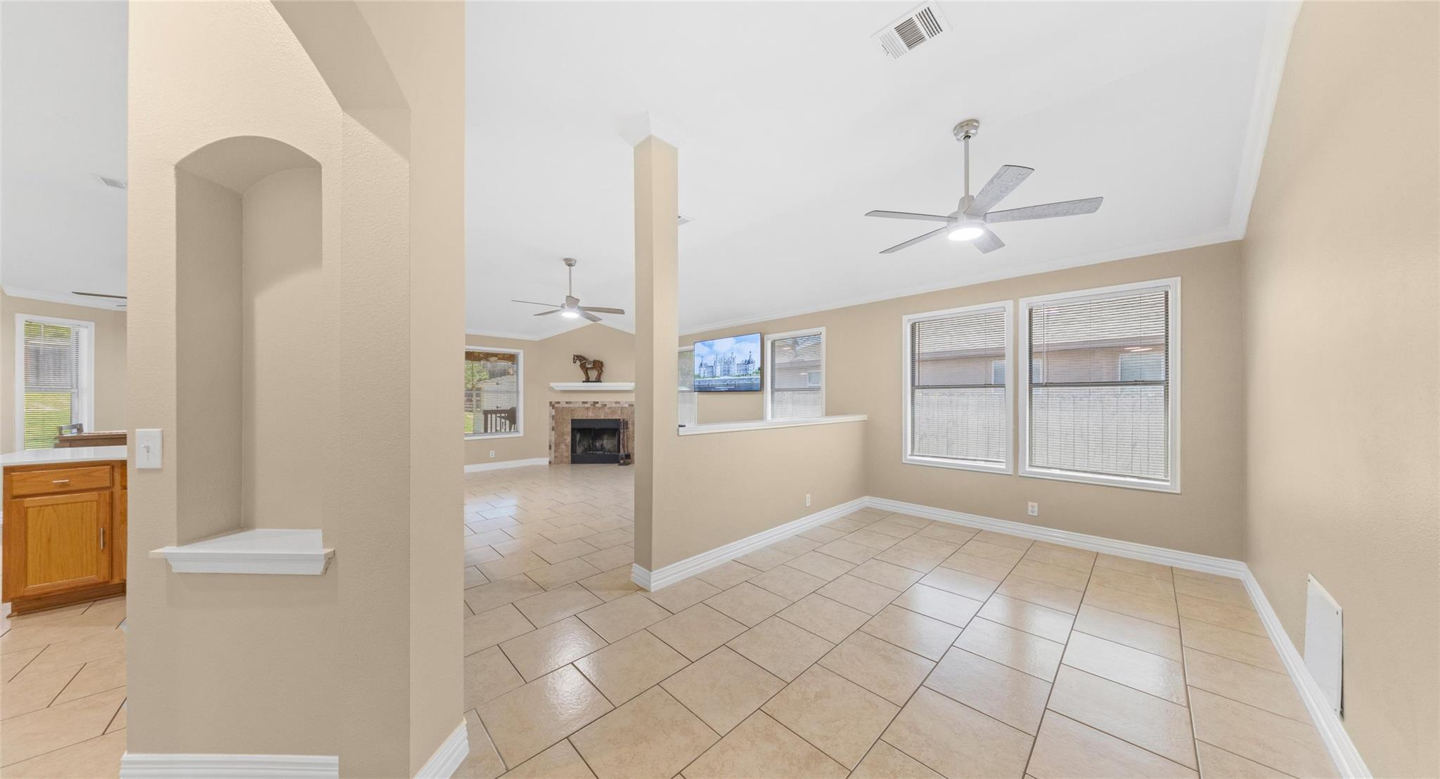 212 Lakemont Dr Property Photo 5